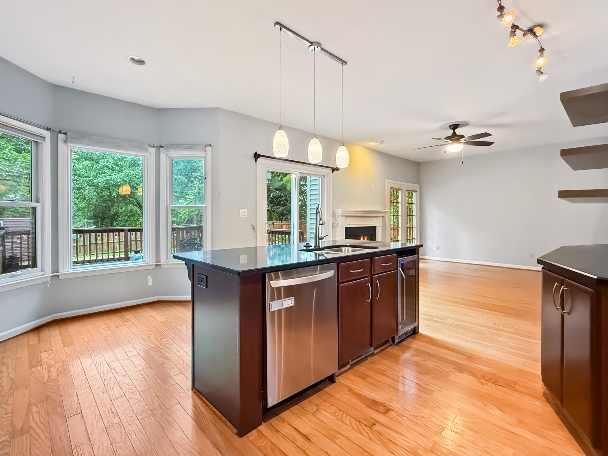 6665 Autumnwood Dr Property Photo 11