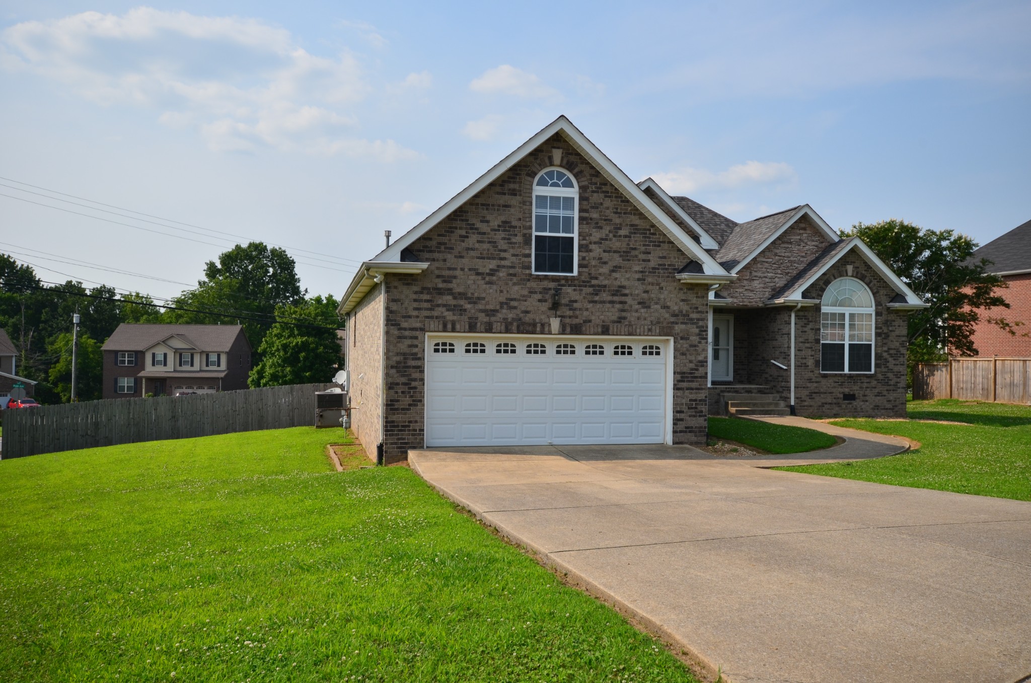 564 Callie Ct Property Photo 3