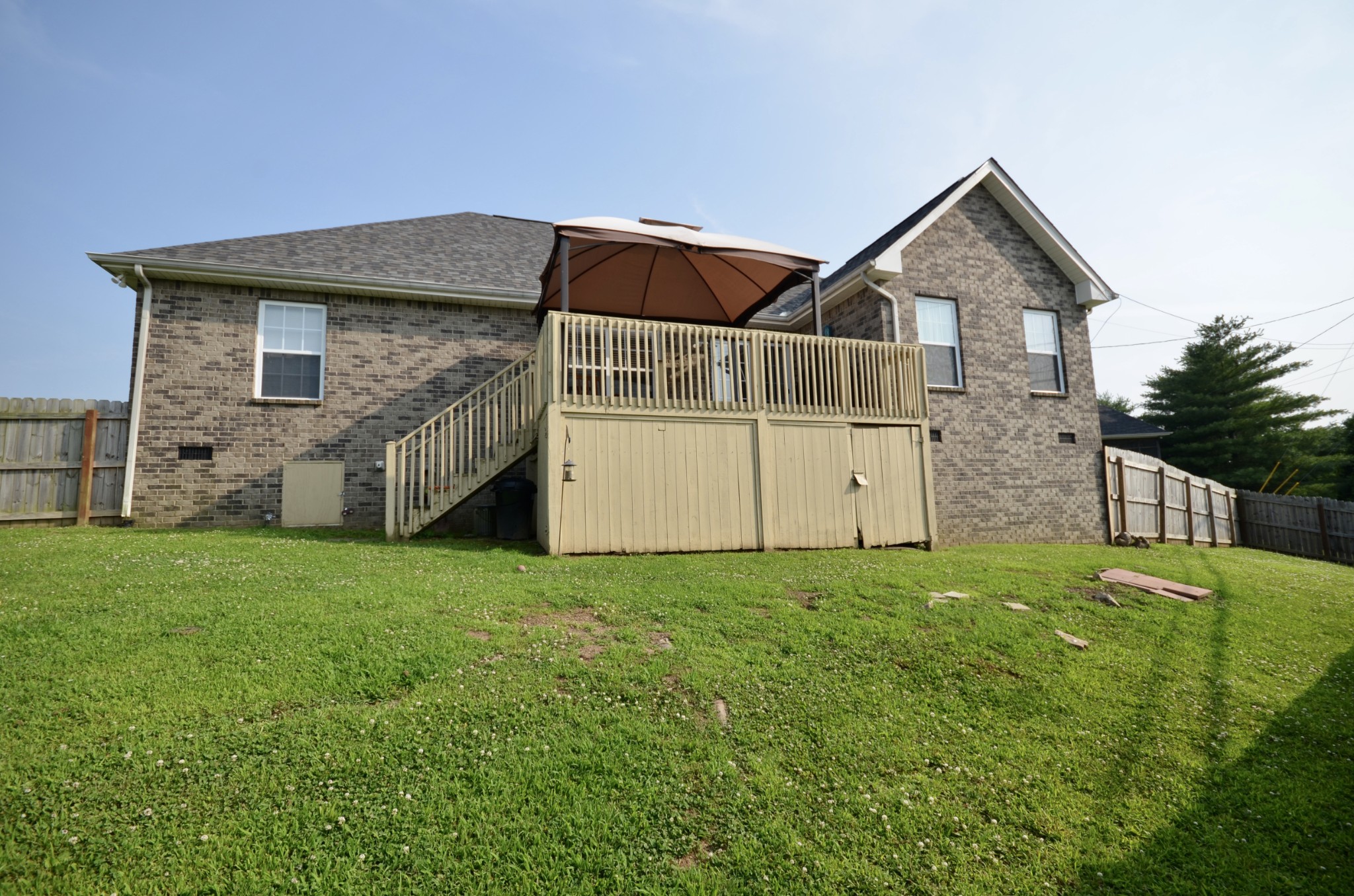 564 Callie Ct Property Photo 6