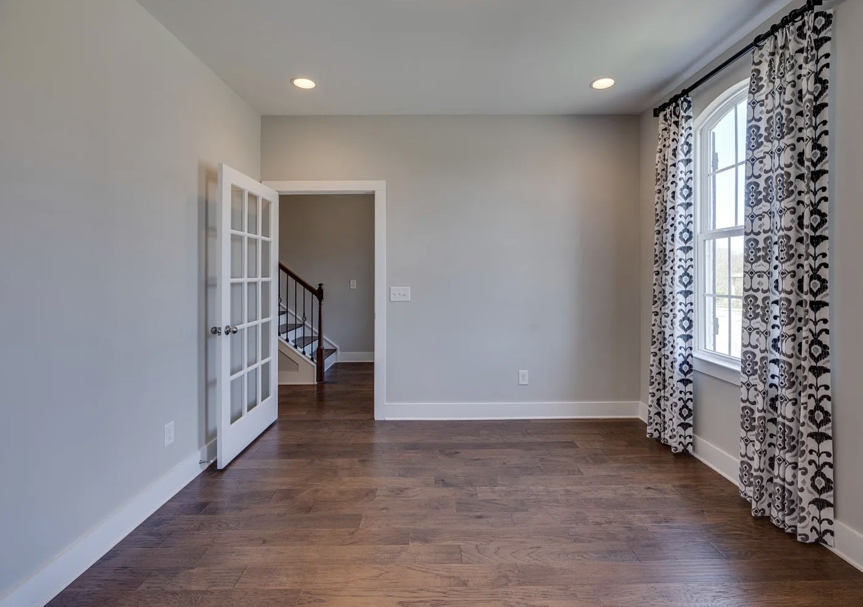 135 Grandstand Blvd Property Photo 14
