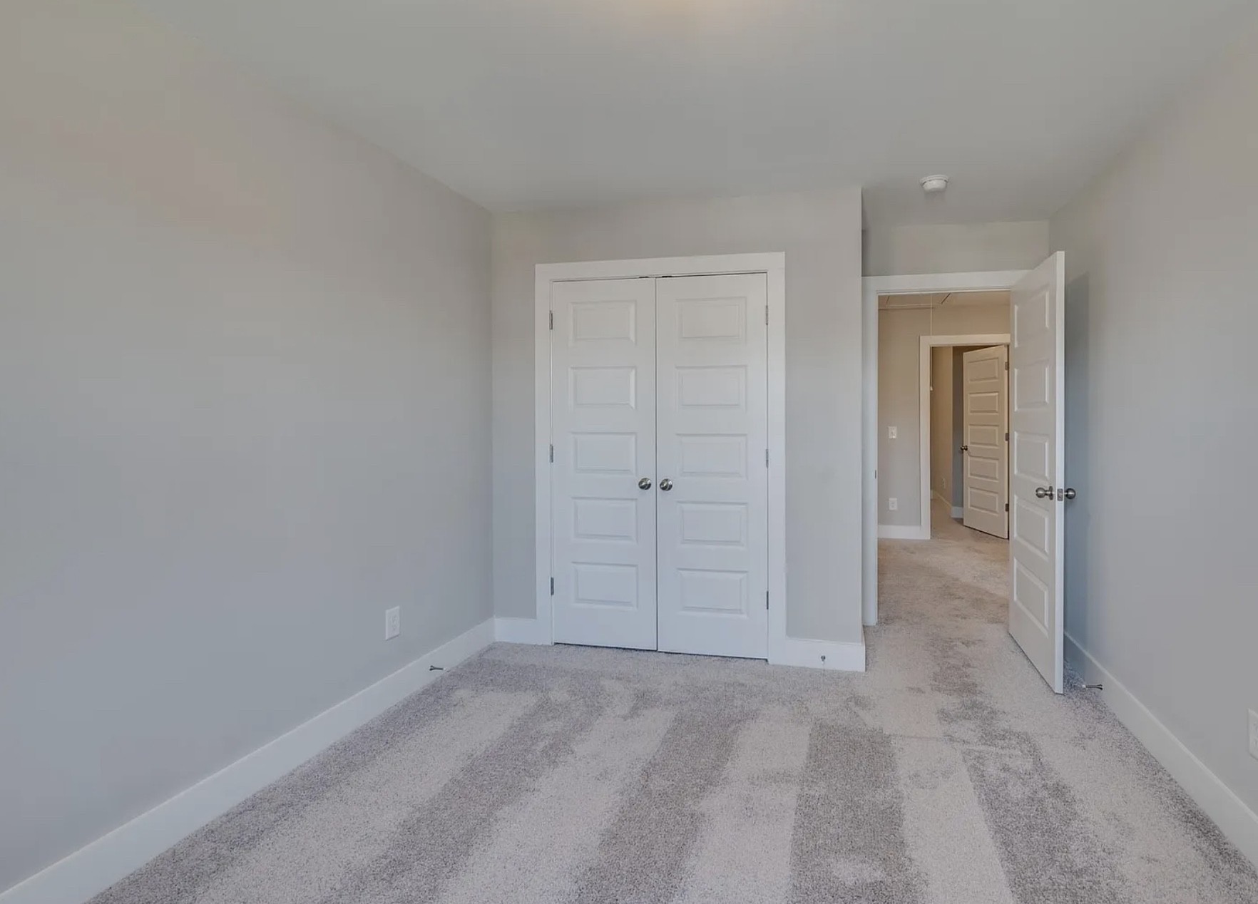 135 Grandstand Blvd Property Photo 19