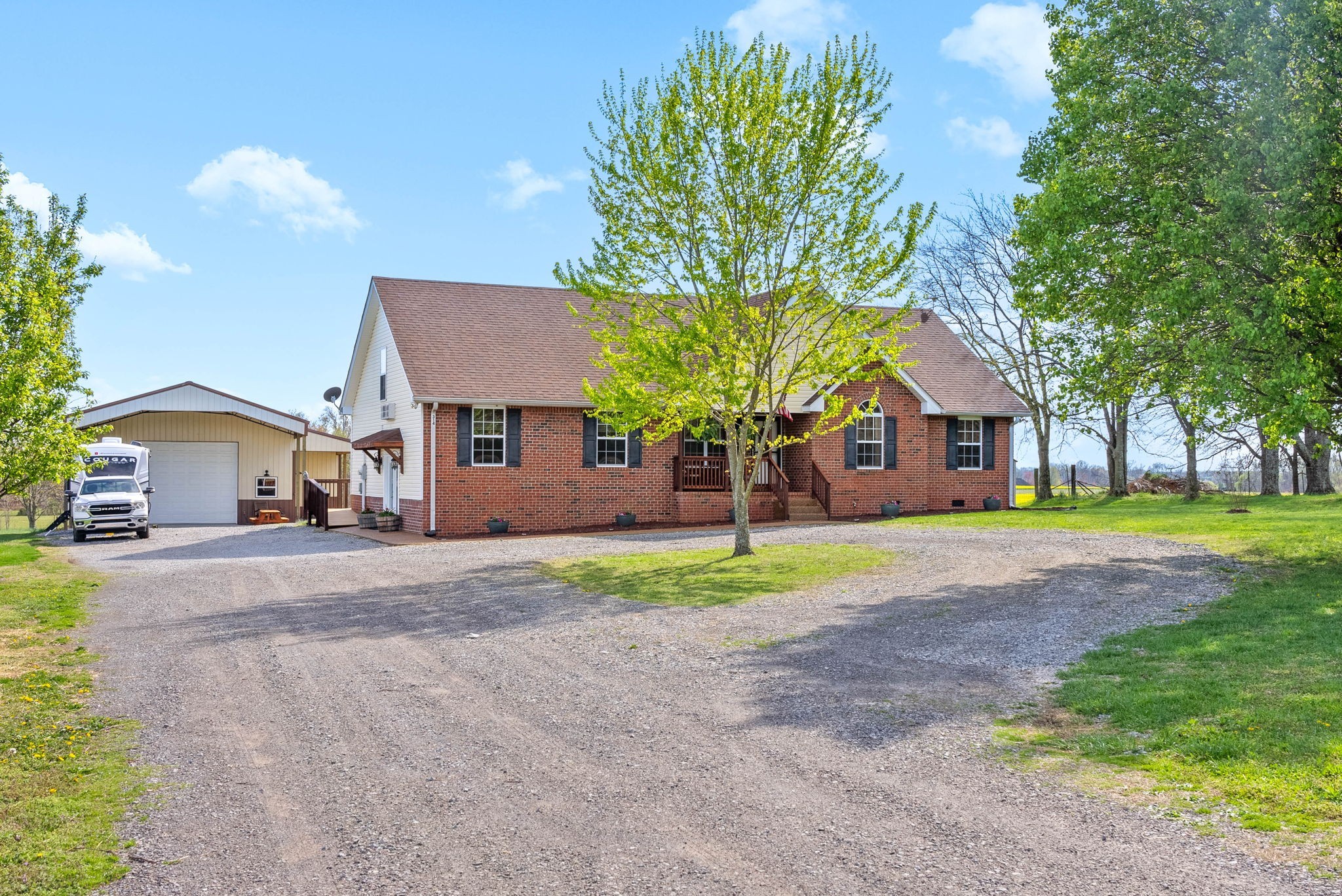 314 Highway 259 Property Photo 1
