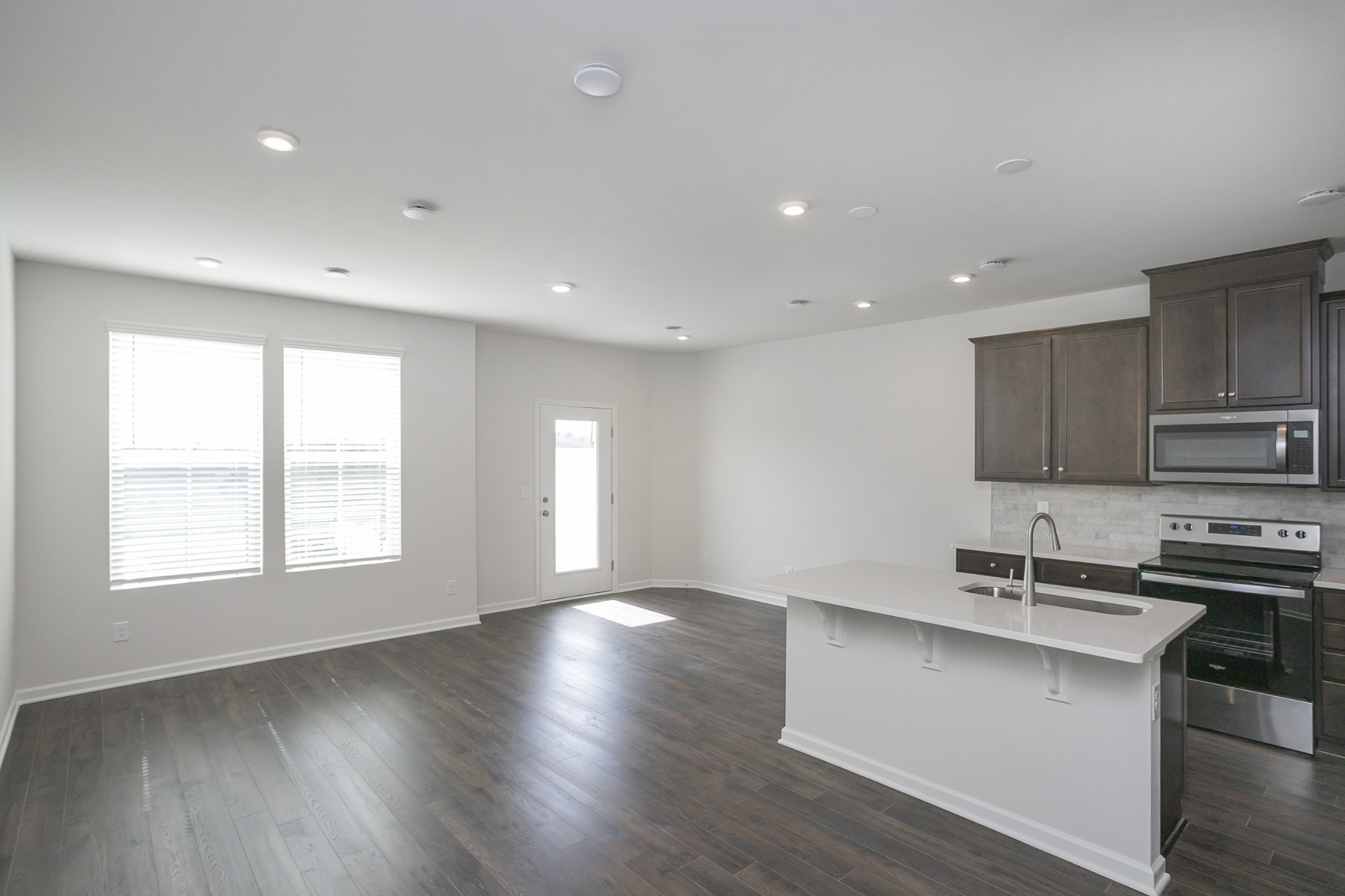 5046 Dayflower Drive Property Photo 4