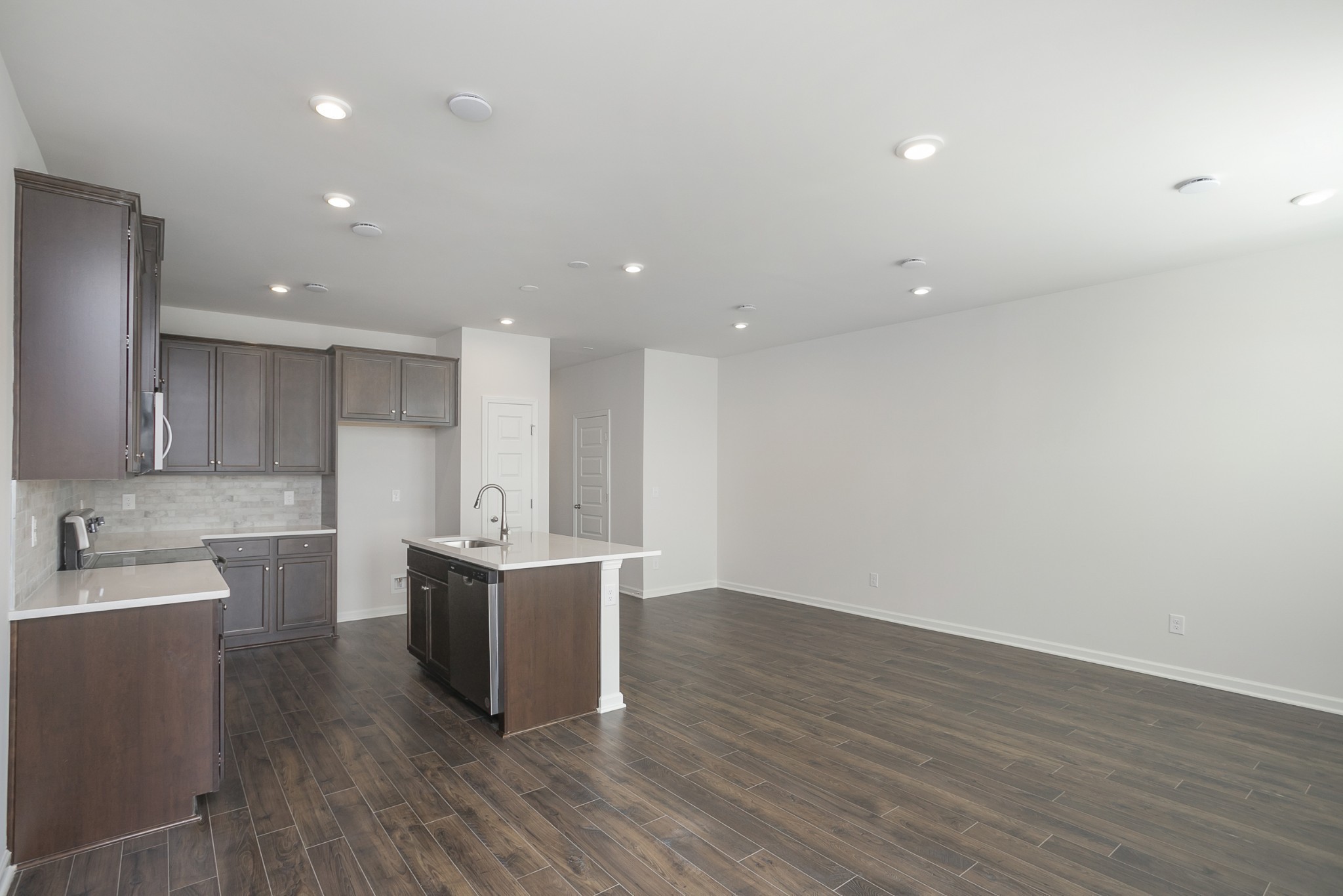 5046 Dayflower Drive Property Photo 14