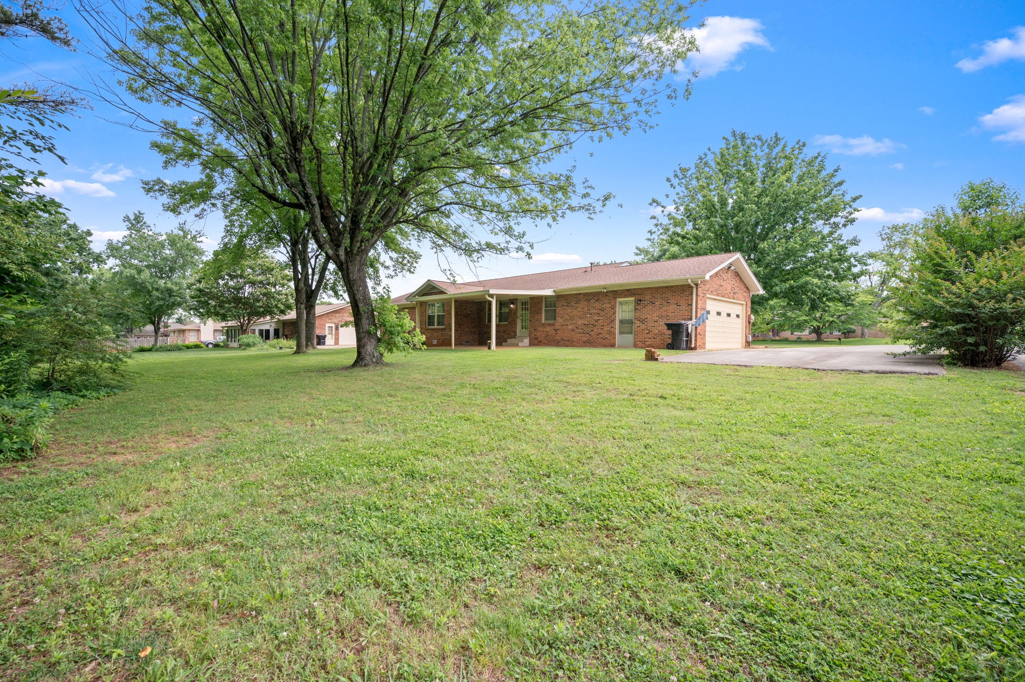 2715 Clearview Ct Property Photo 7