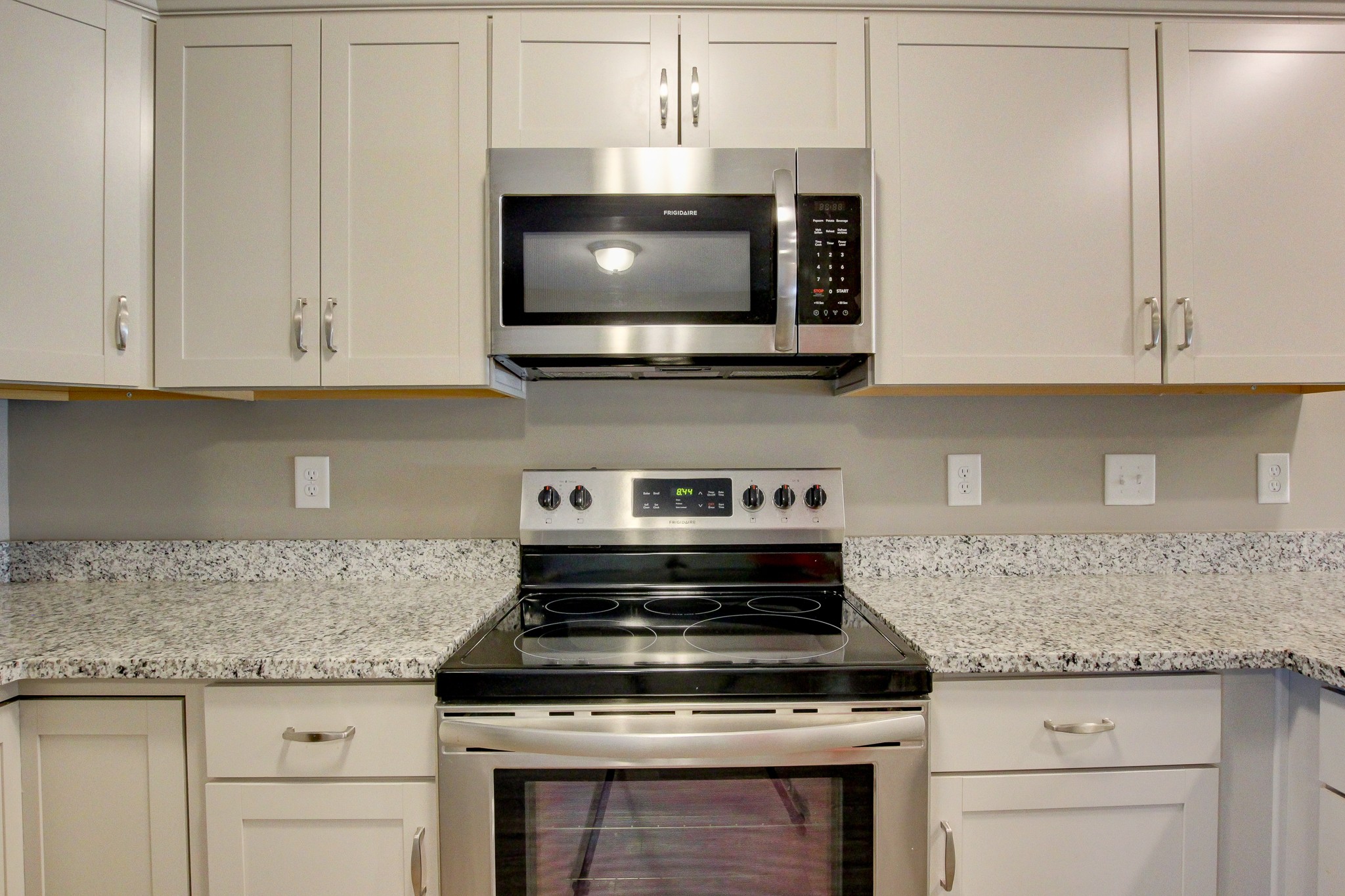 955 Big Sky Dr Property Photo 8
