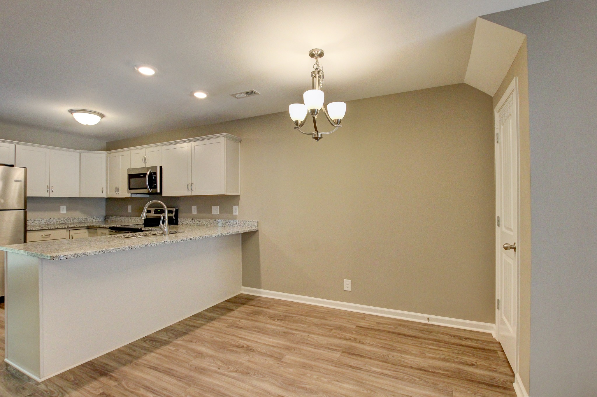 955 Big Sky Dr Property Photo 14