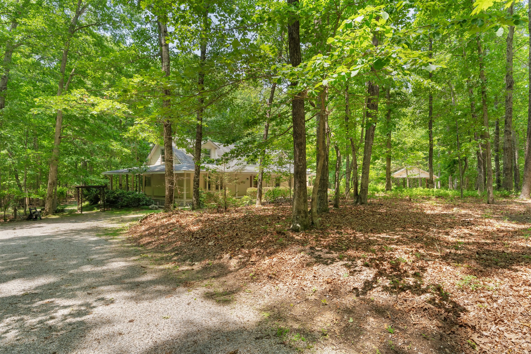 891 Deepwoods Rd Property Photo 2