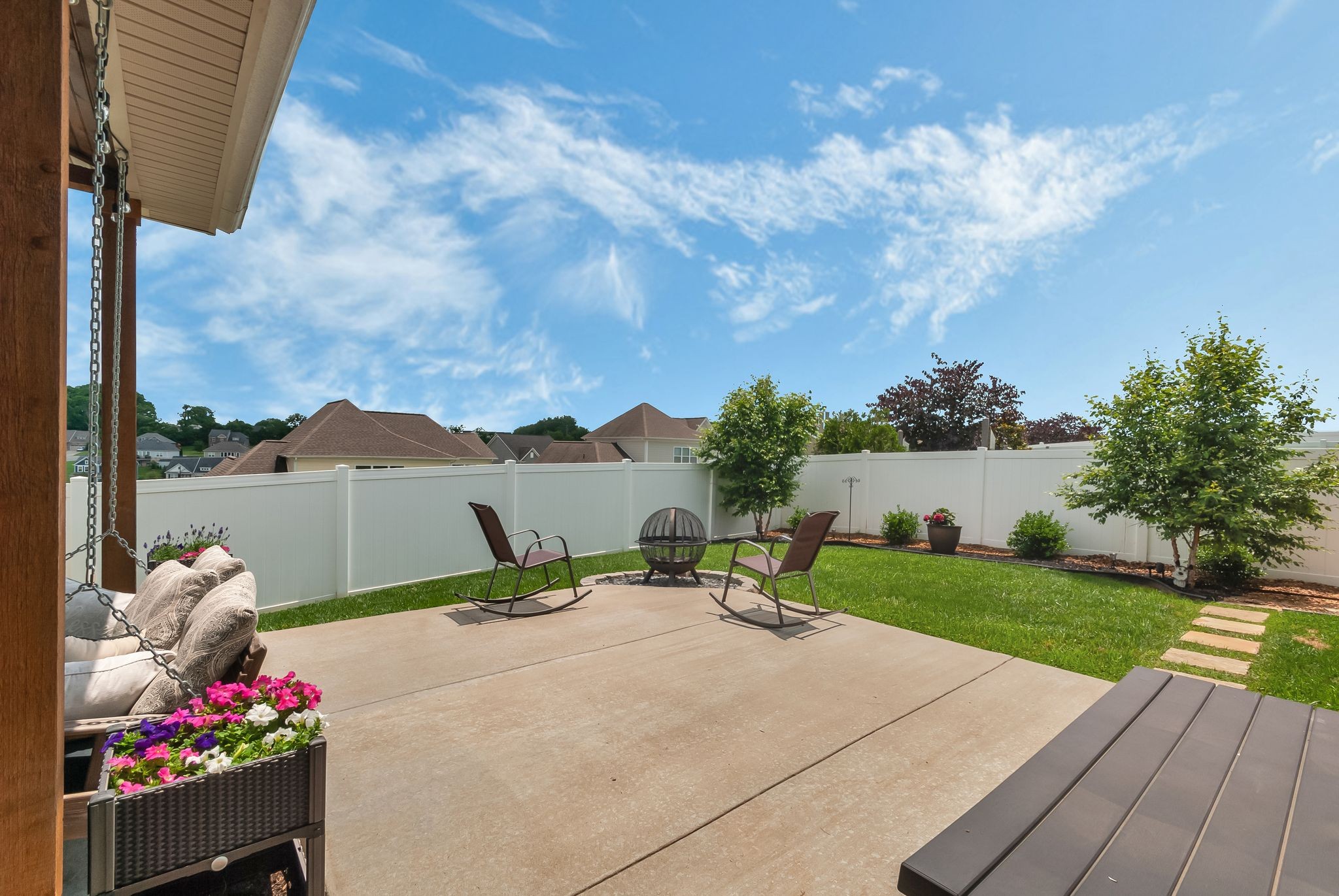 2932 Hen Brook Dr Property Photo 27