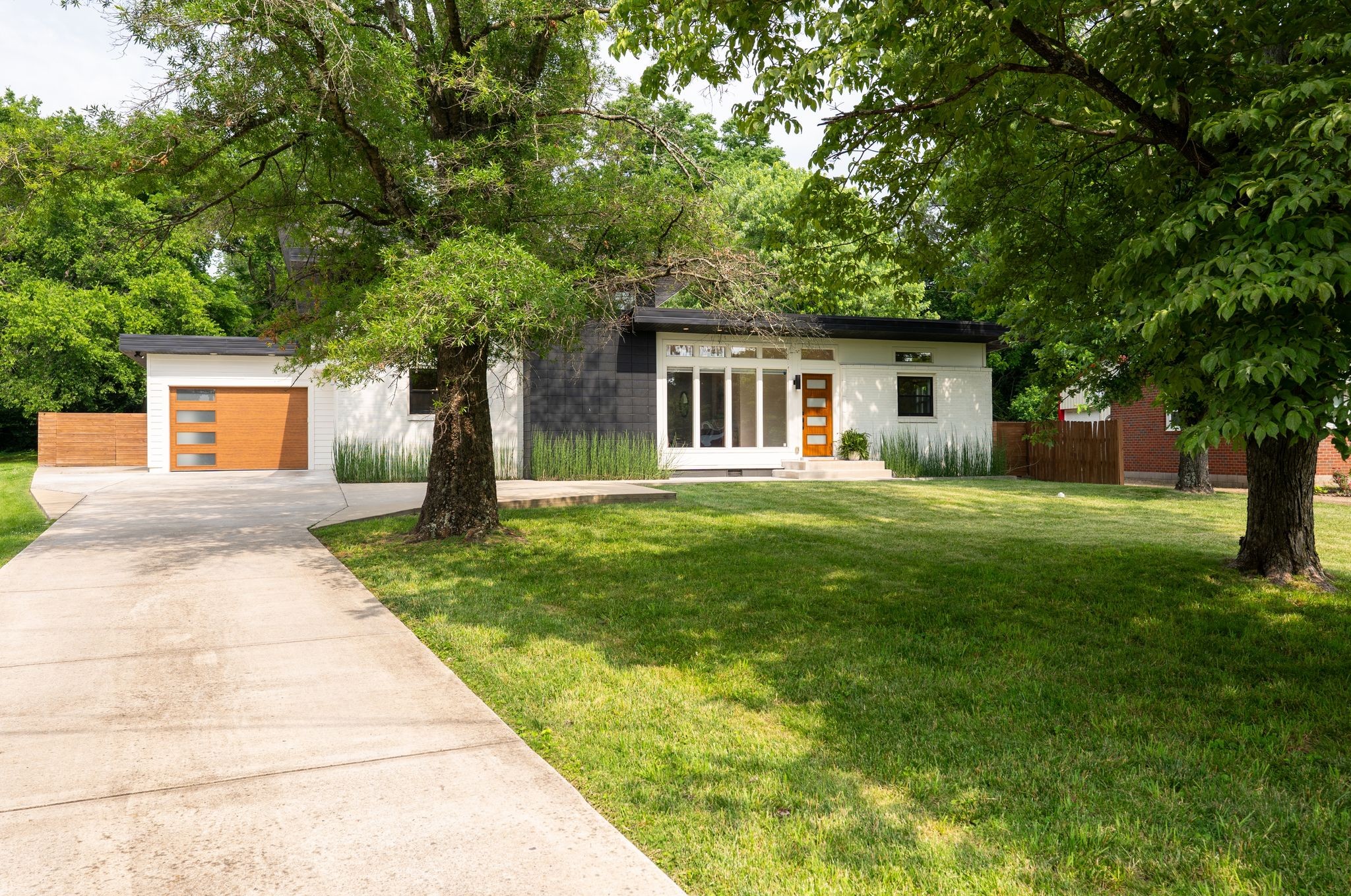4201 Glynda Dr Property Photo 4
