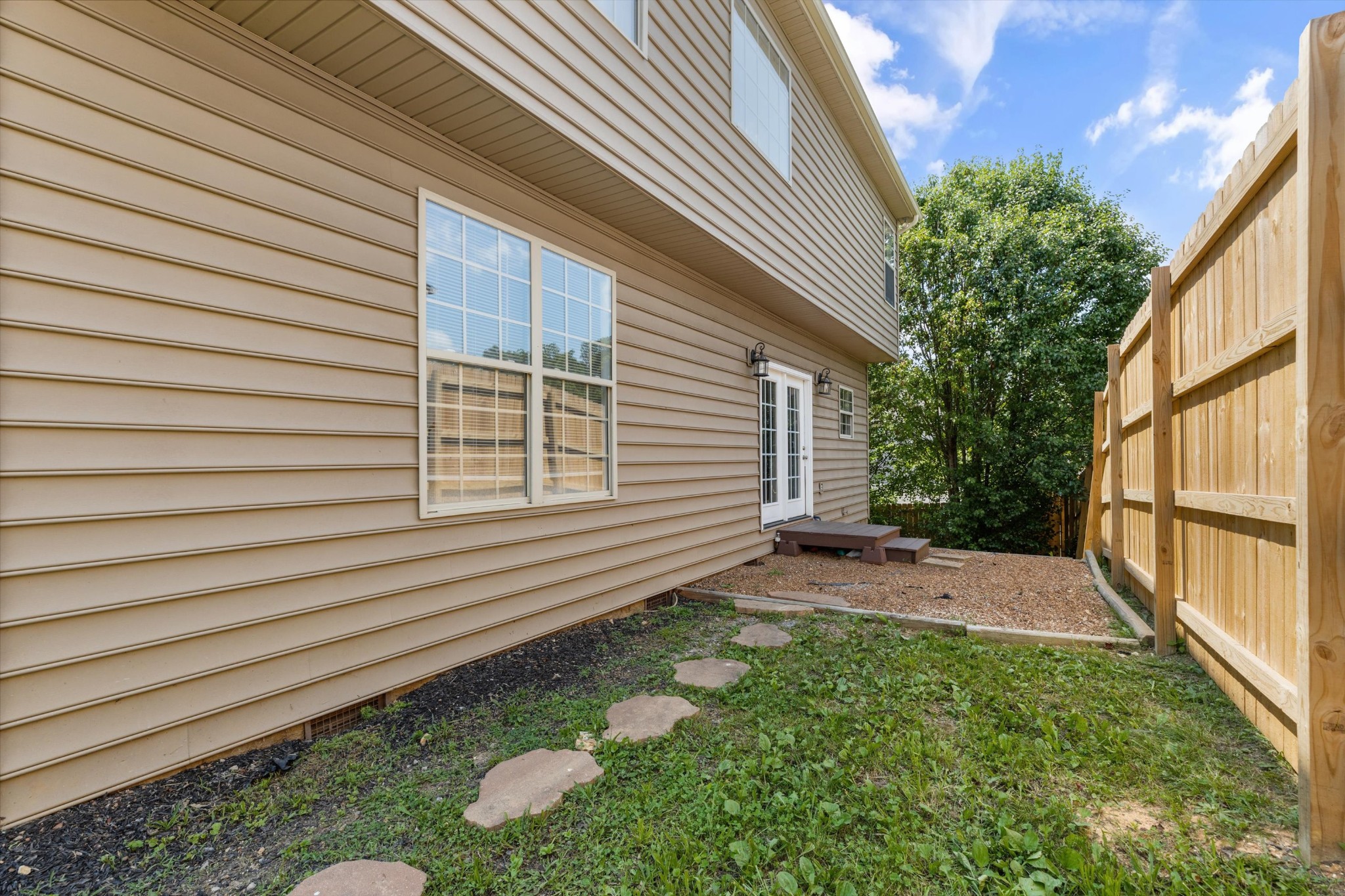 241 Hillside Ln Property Photo 27