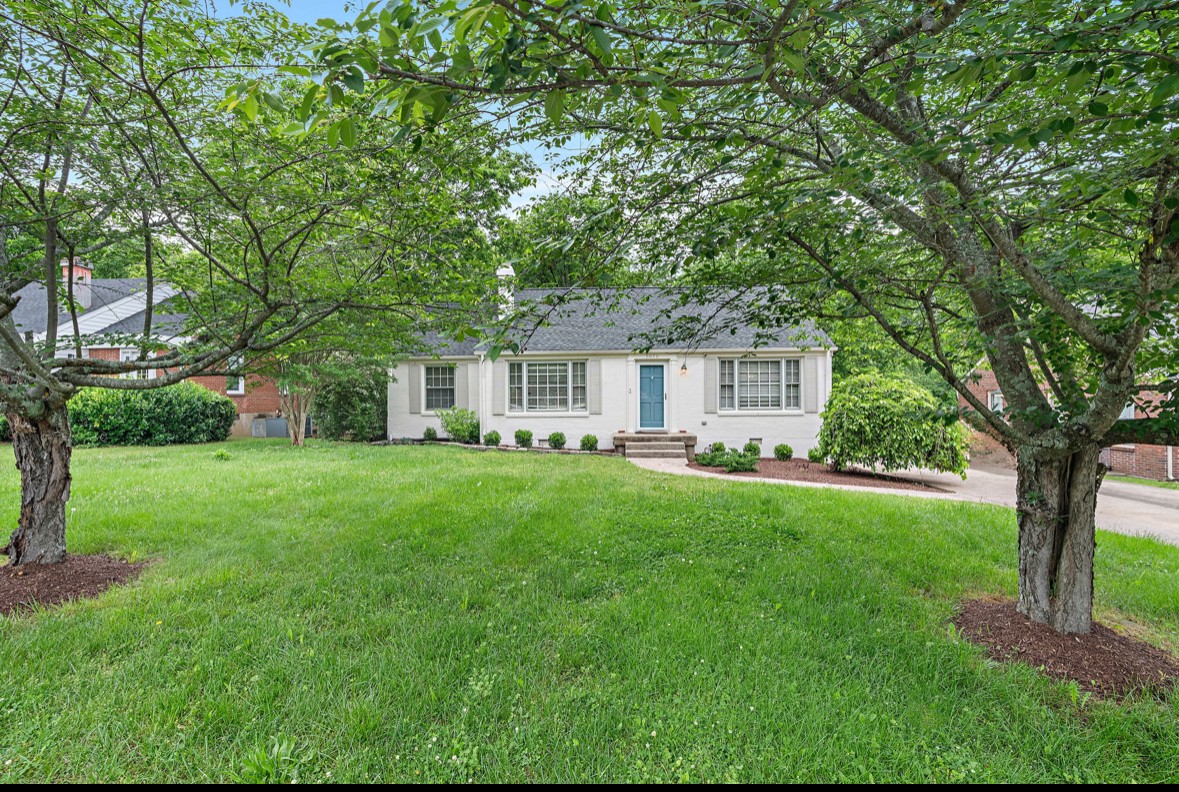 5616 Stoneway Trl Property Photo 2