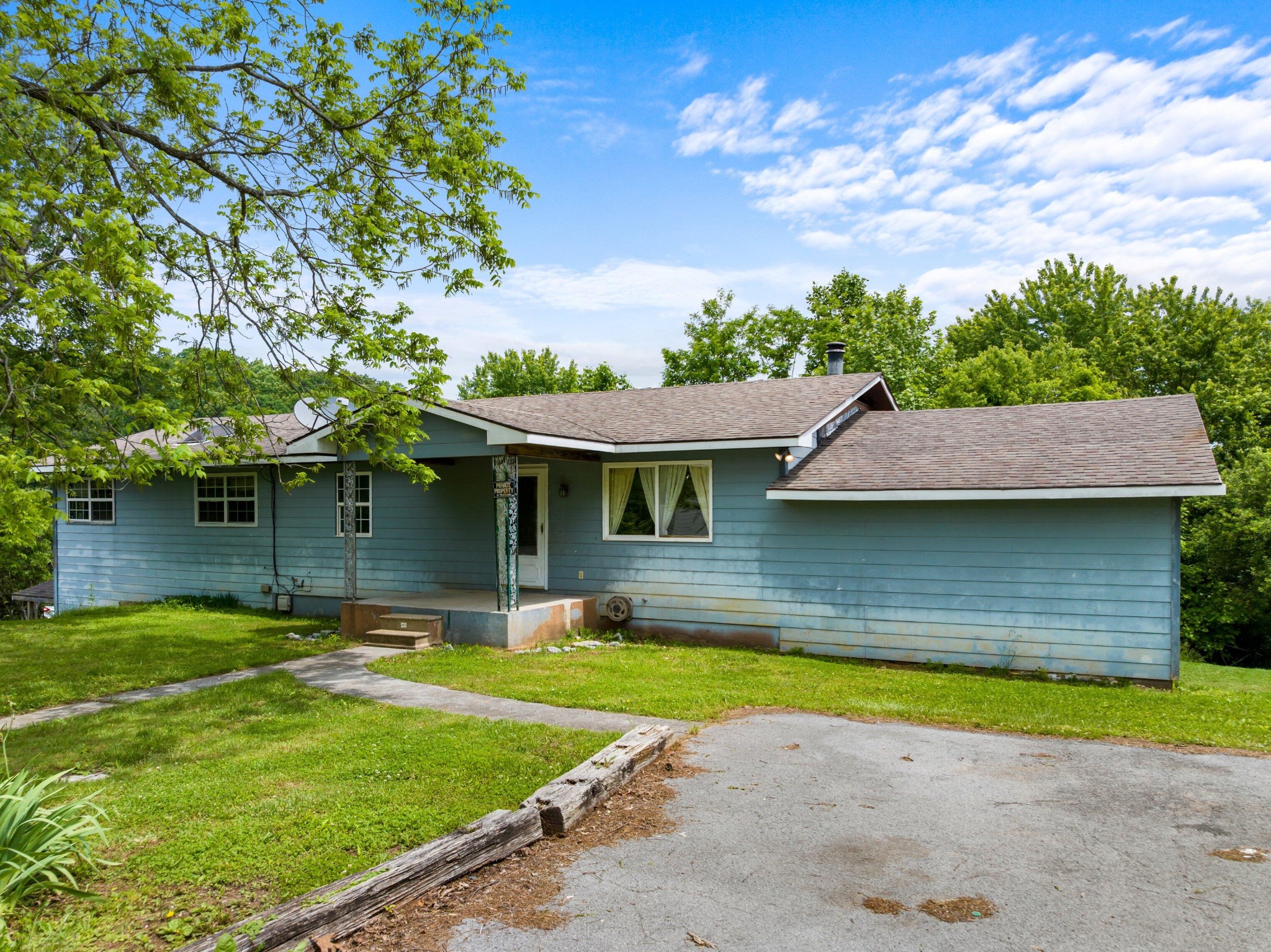 210 Welch Rd Property Photo 1
