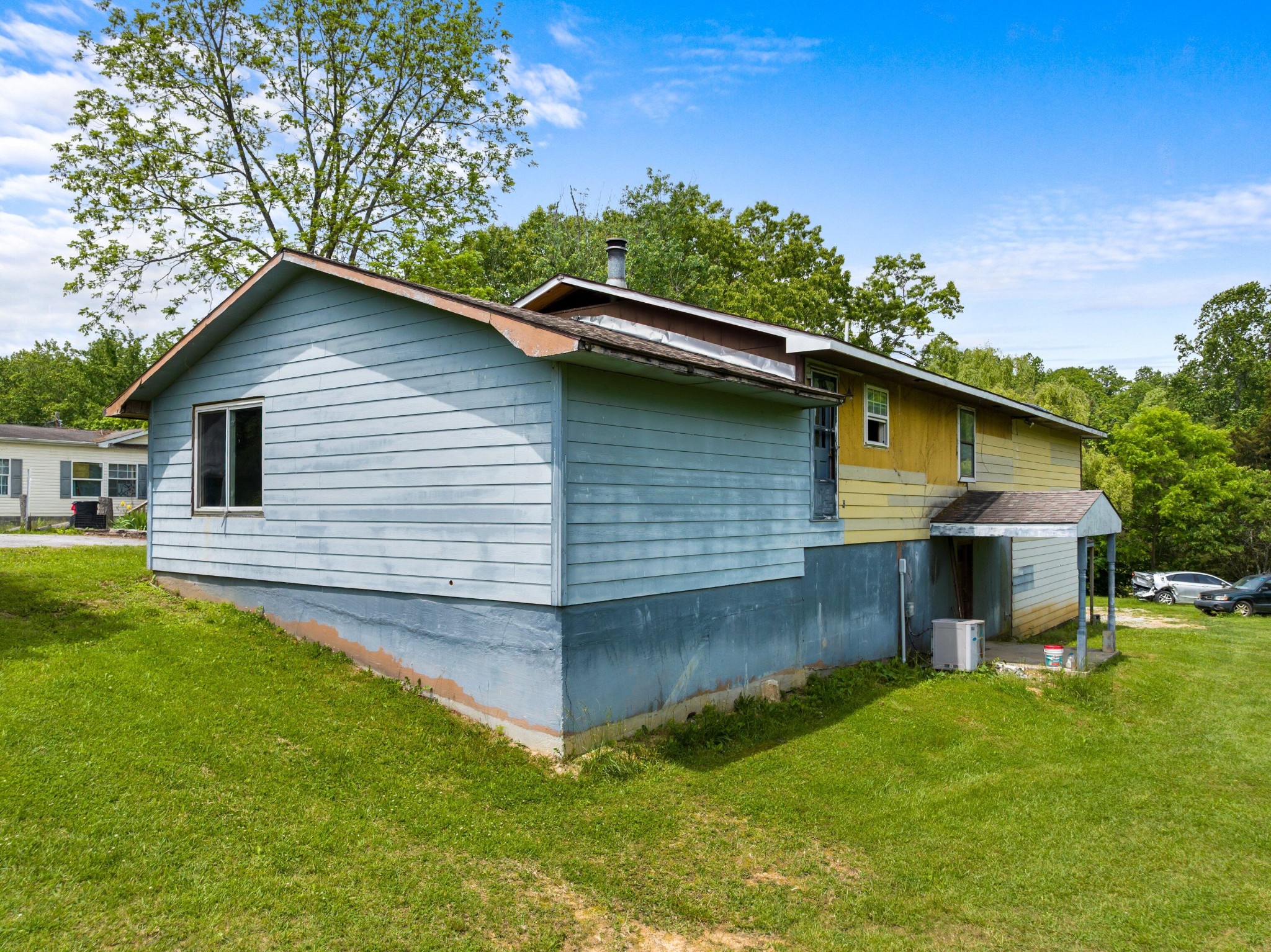 210 Welch Rd Property Photo 6