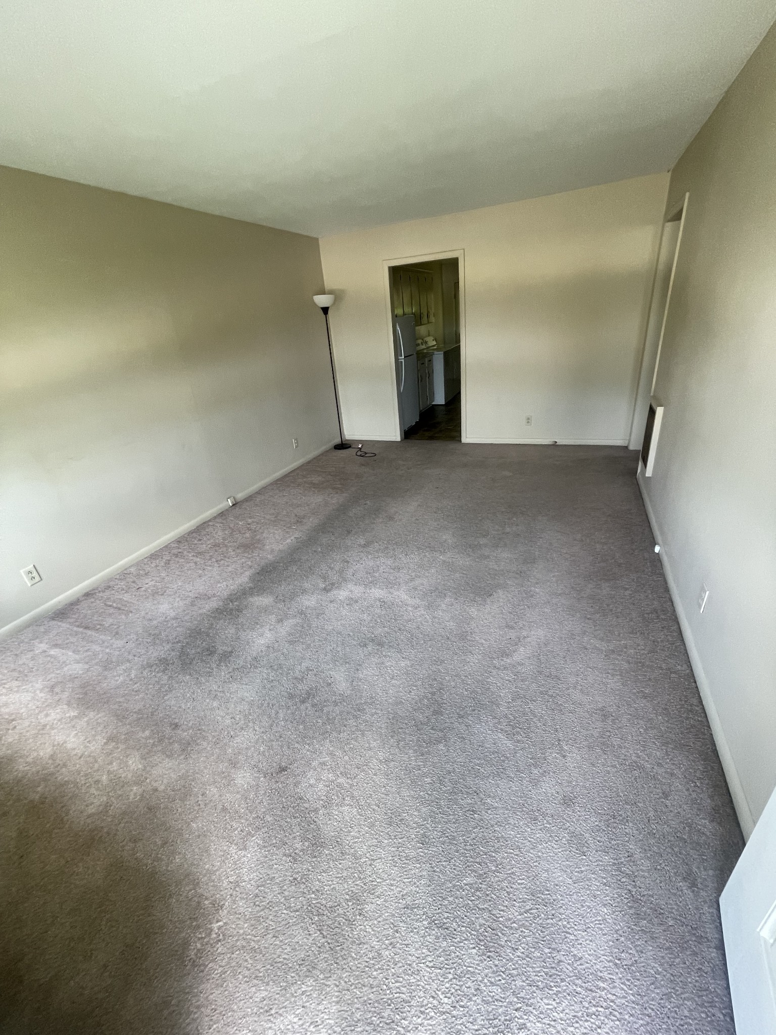 105 Edgehill Dr Property Photo 2