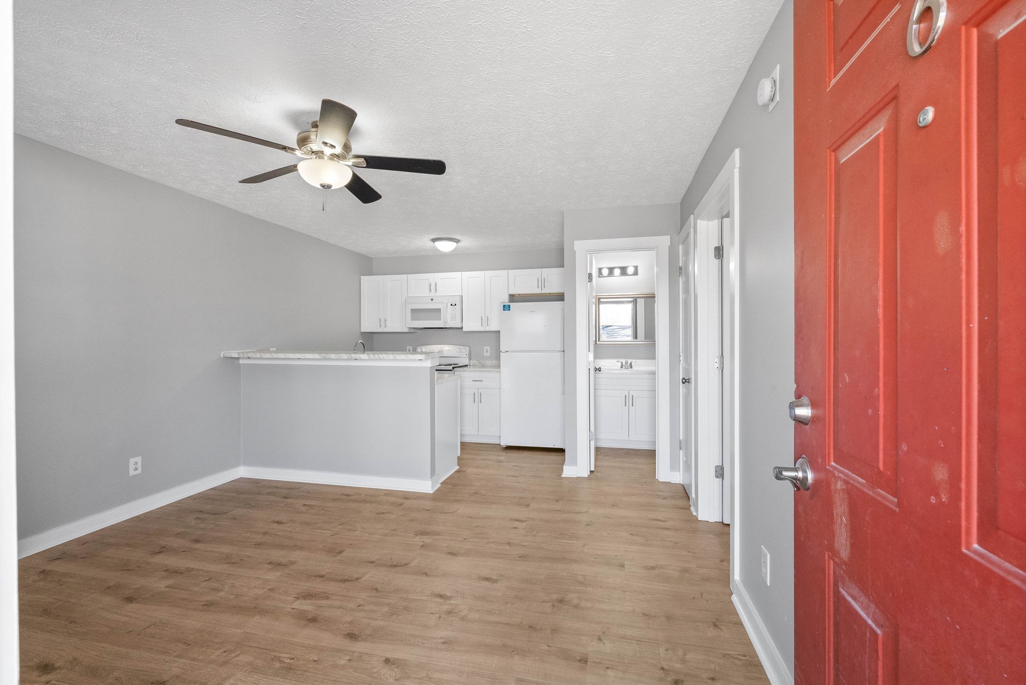 765 Robb Ave Property Photo 8