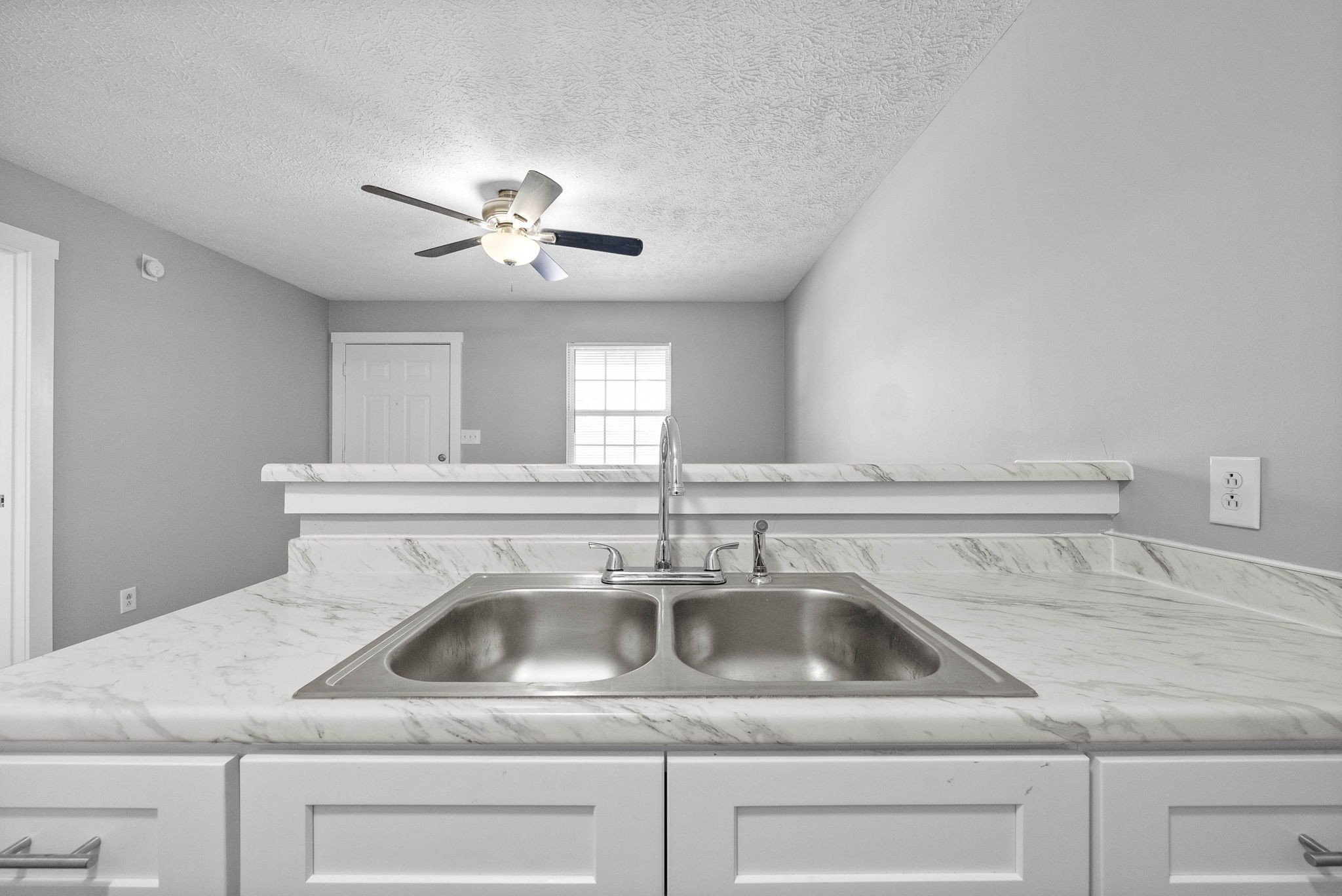 765 Robb Ave Property Photo 16