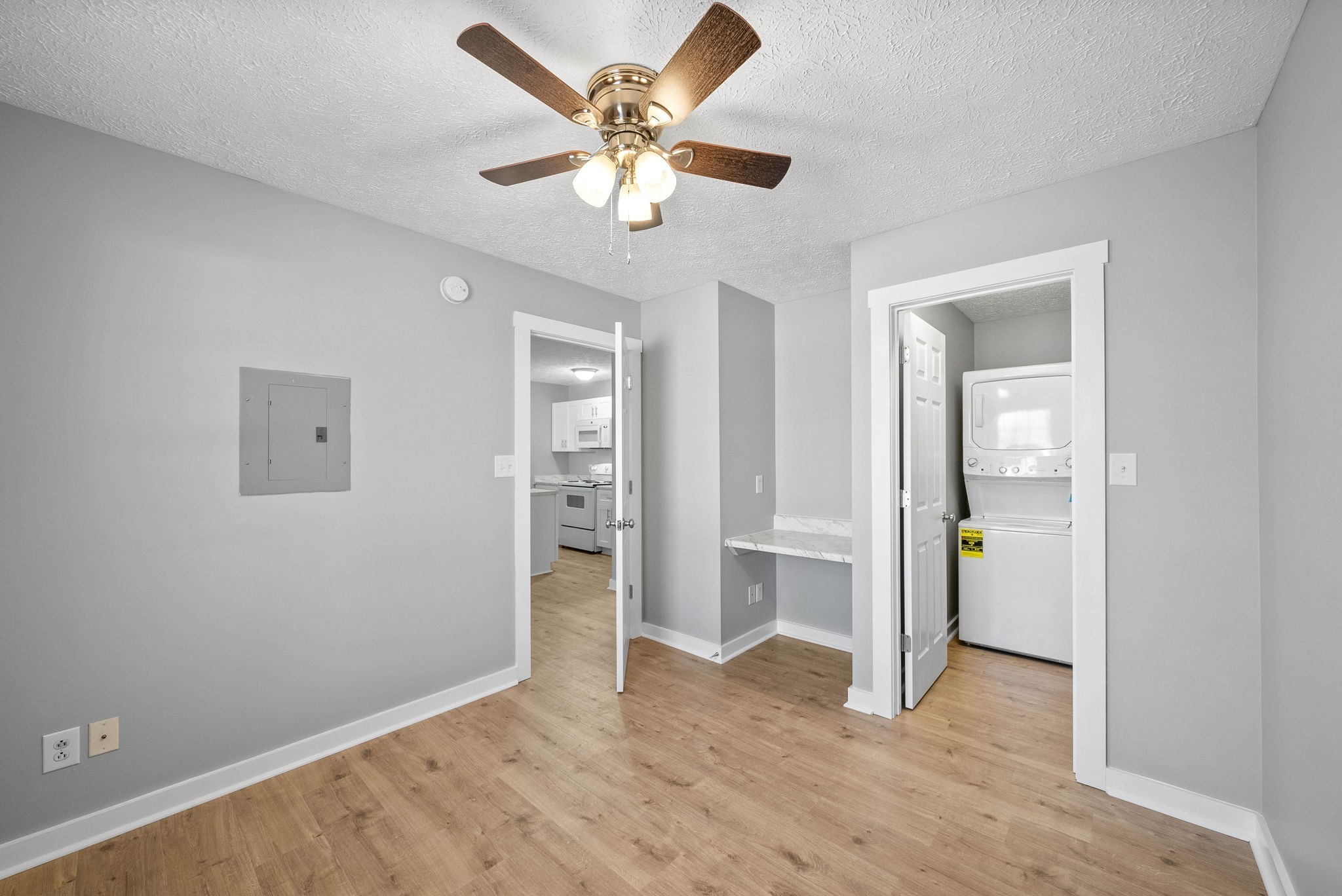 765 Robb Ave Property Photo 23