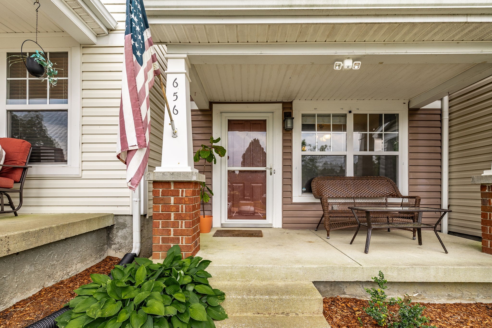 656 Flintlock Ct Property Photo 7