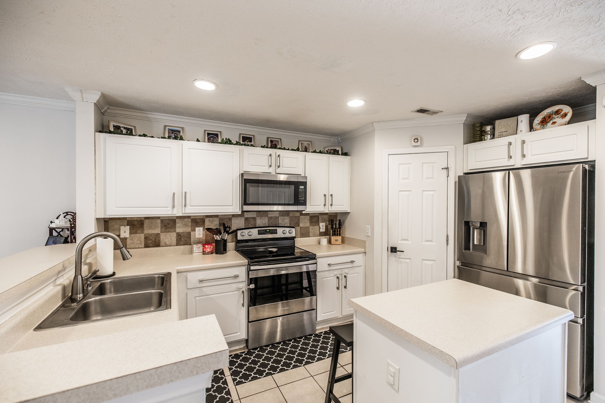 656 Flintlock Ct Property Photo 14