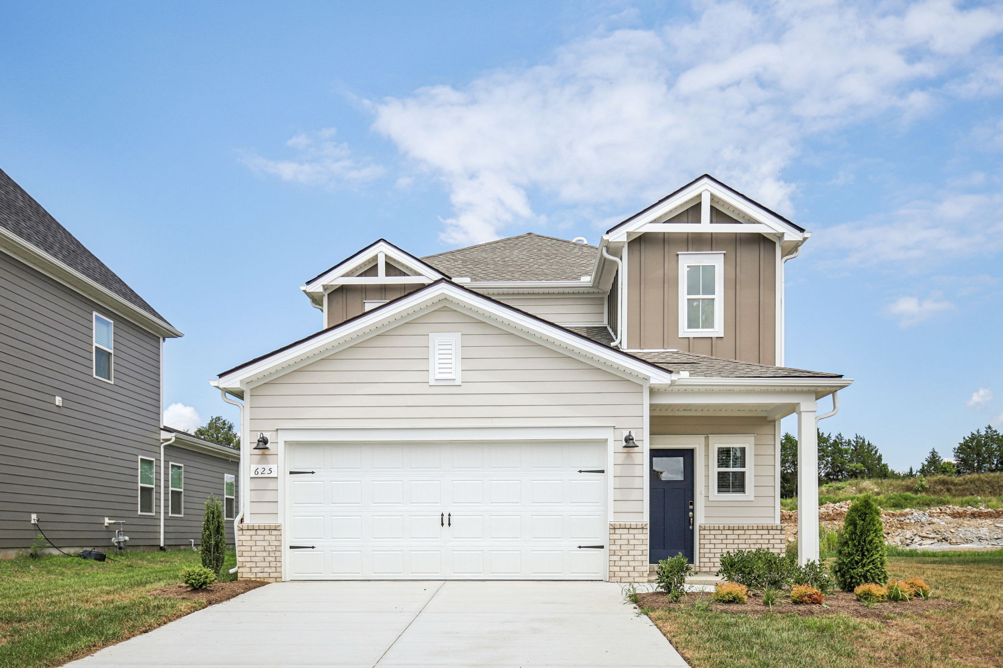 625 Whitetail Court Property Photo 1