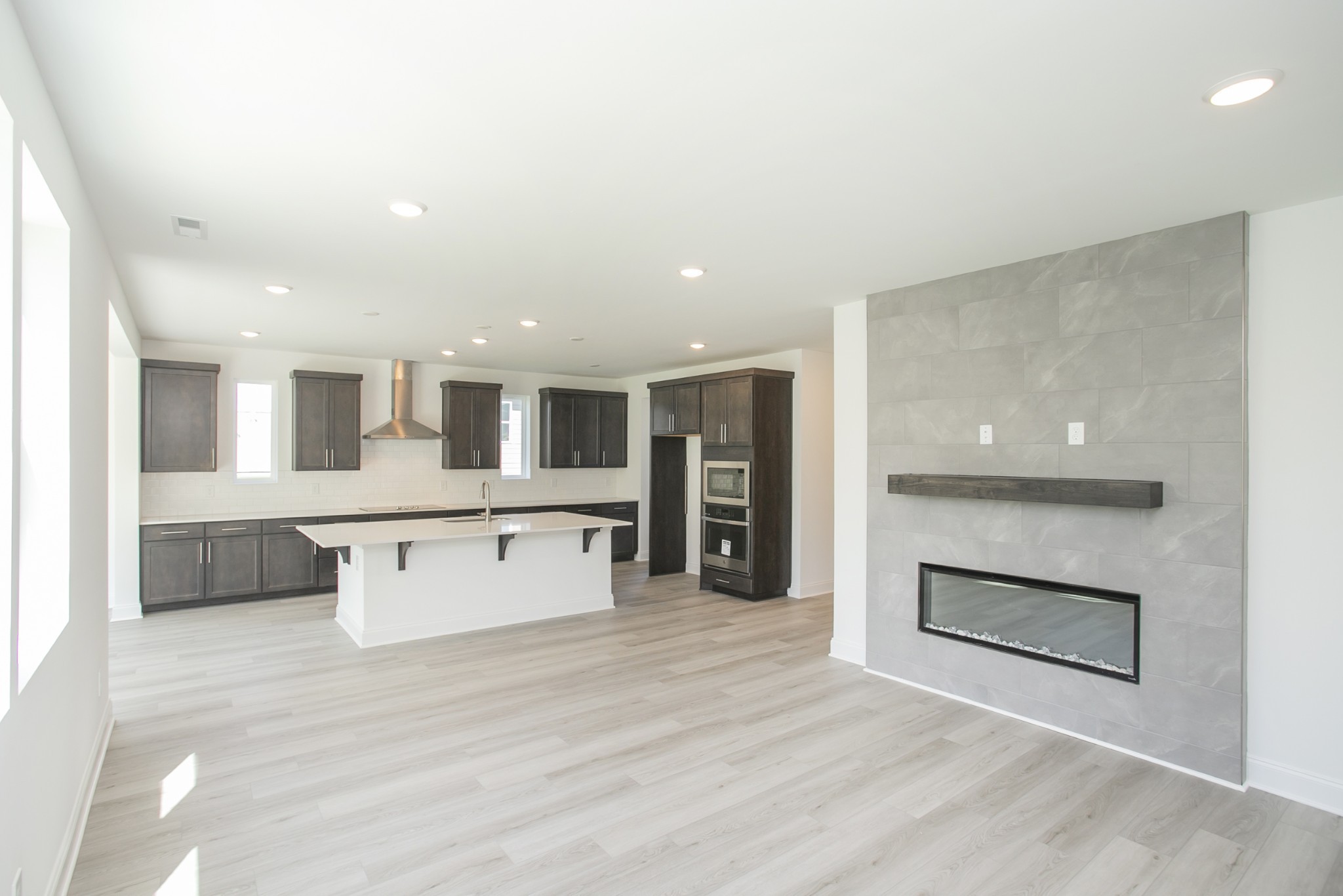 2321 Williamsport Landing Property Photo 4