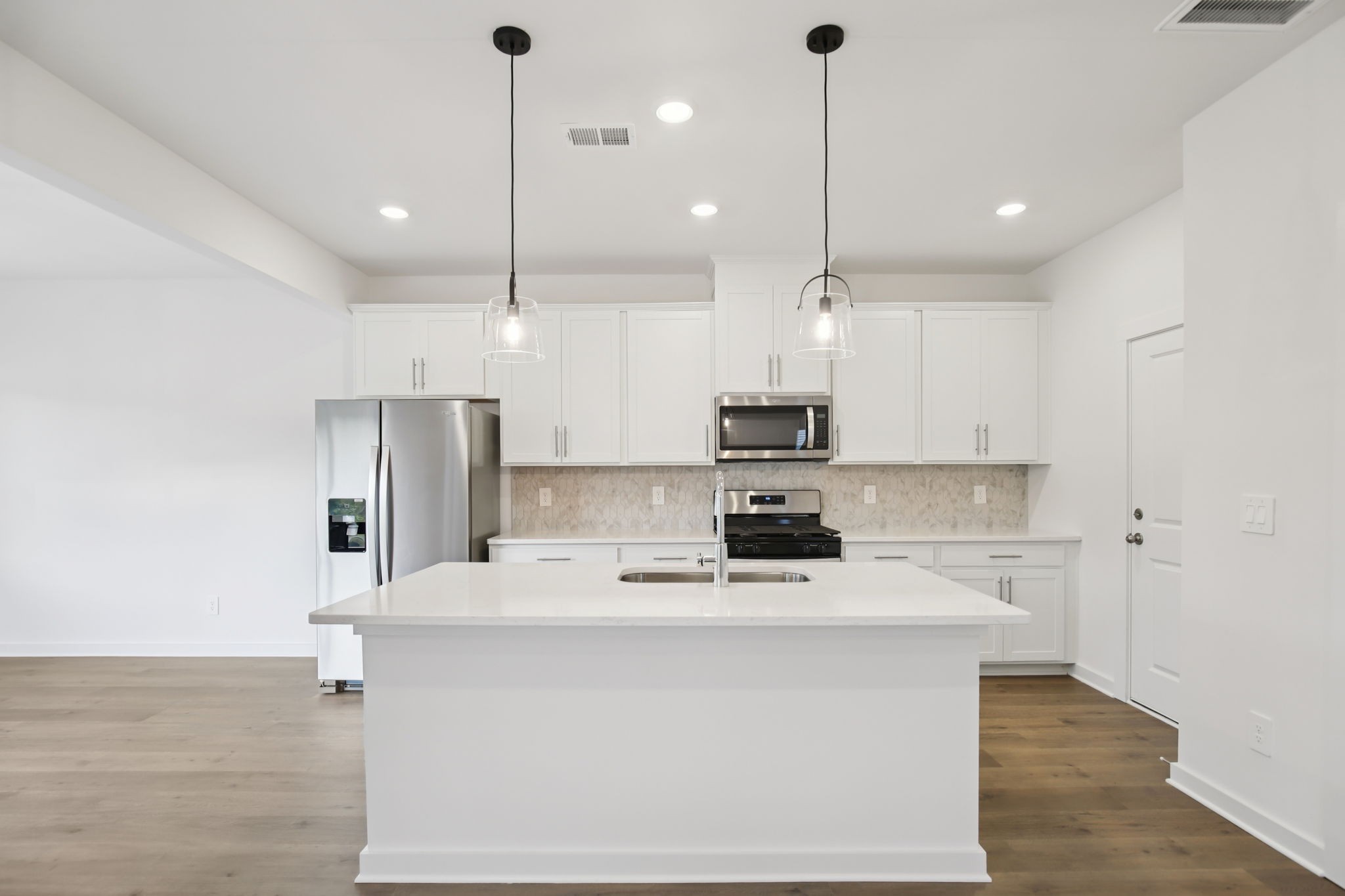 629 Whitetail Court Property Photo 17