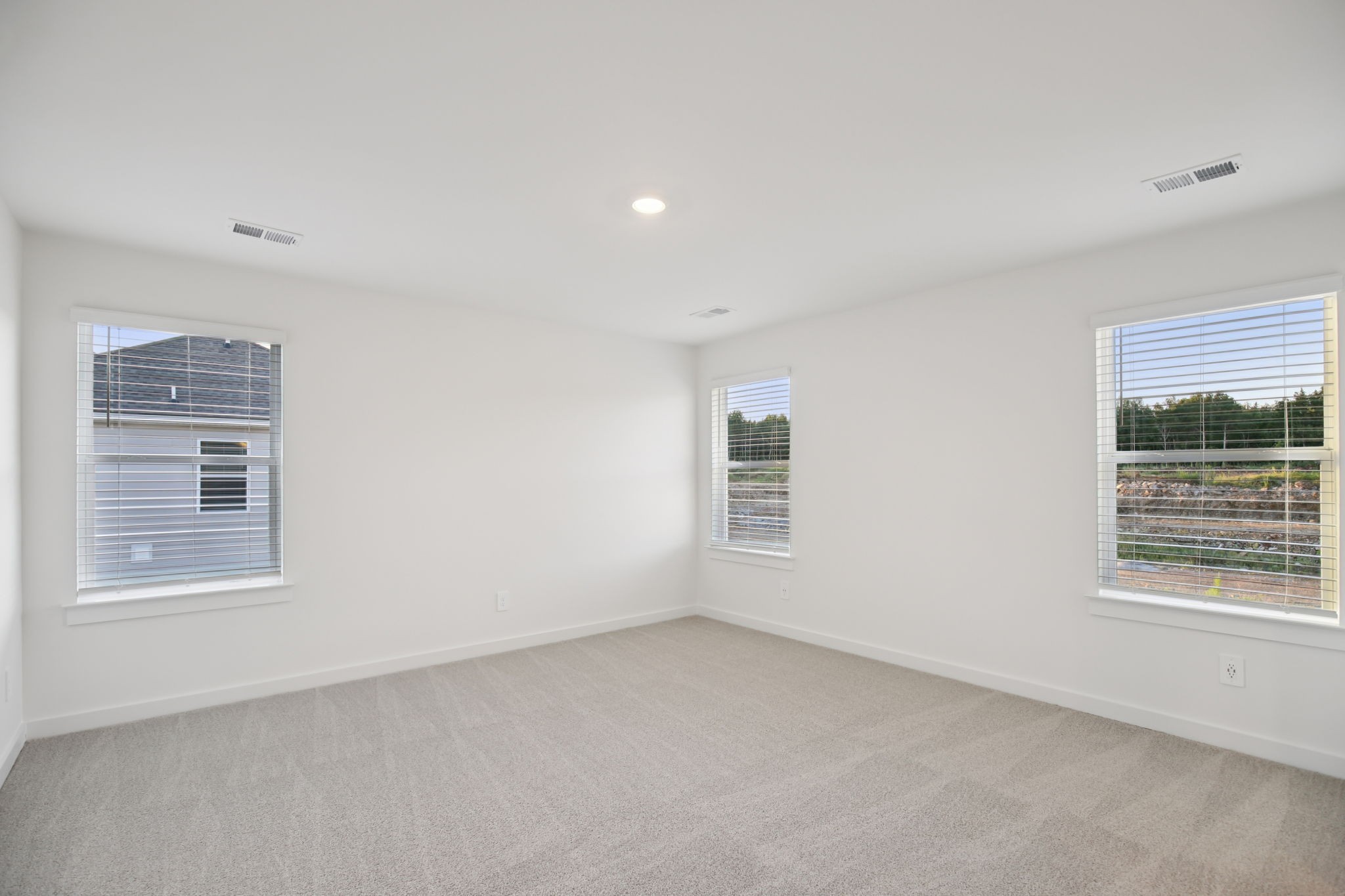 629 Whitetail Court Property Photo 29