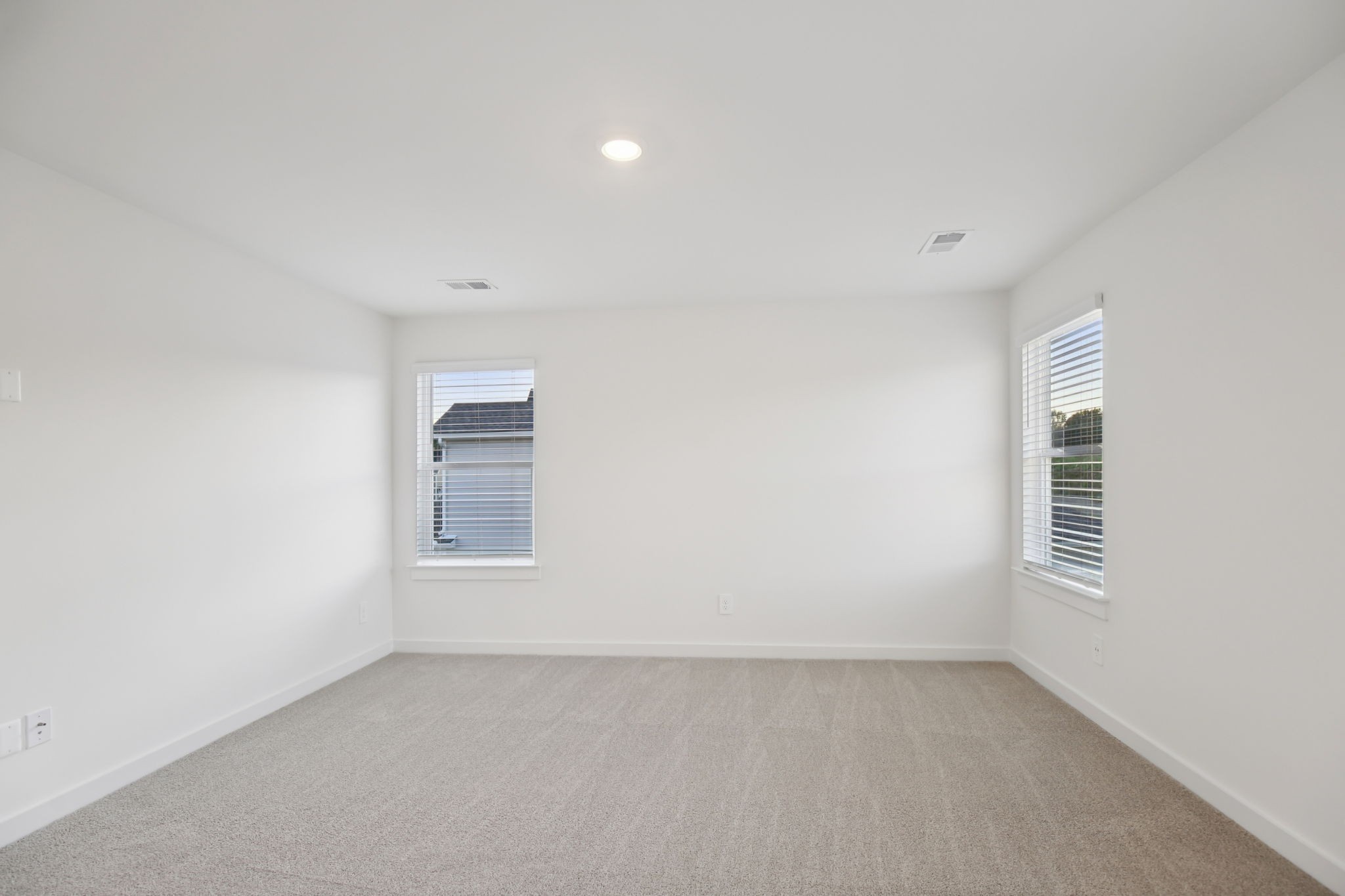 629 Whitetail Court Property Photo 35