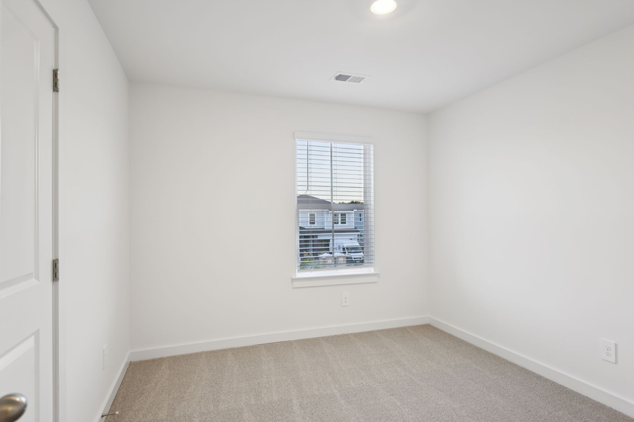 629 Whitetail Court Property Photo 46