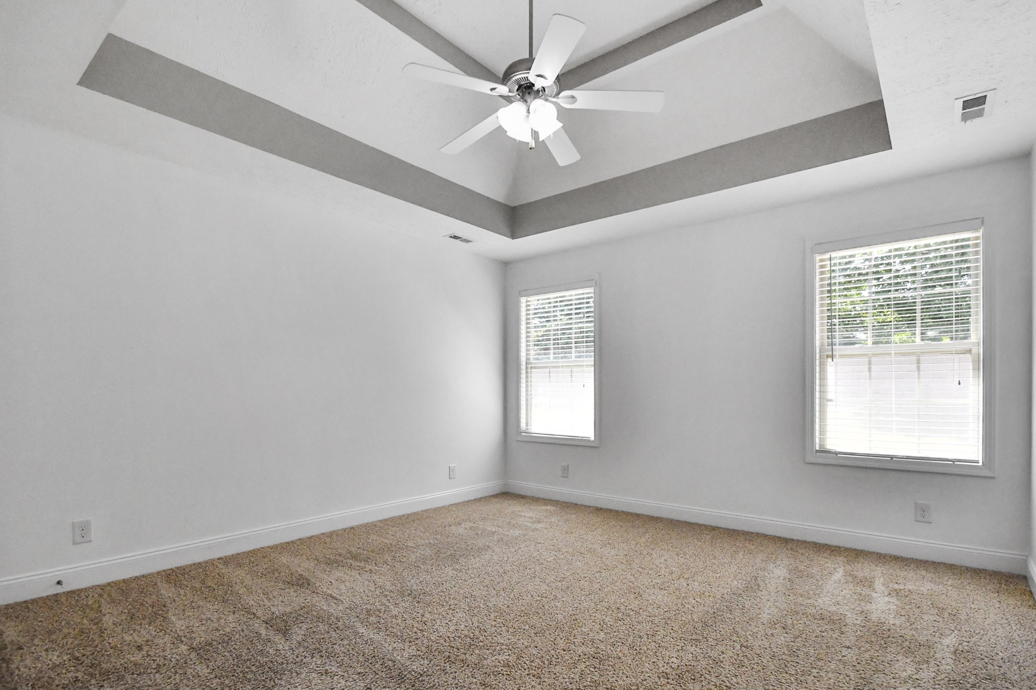 430 Leslie Wood Dr Property Photo 11