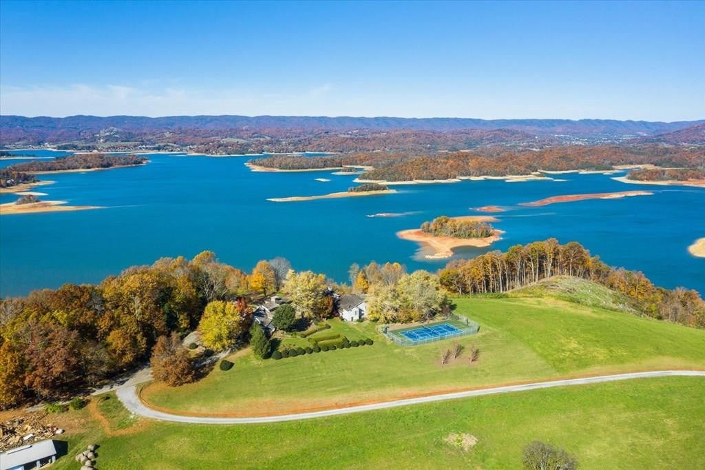 2069 Edgewater Sound Property Photo 11