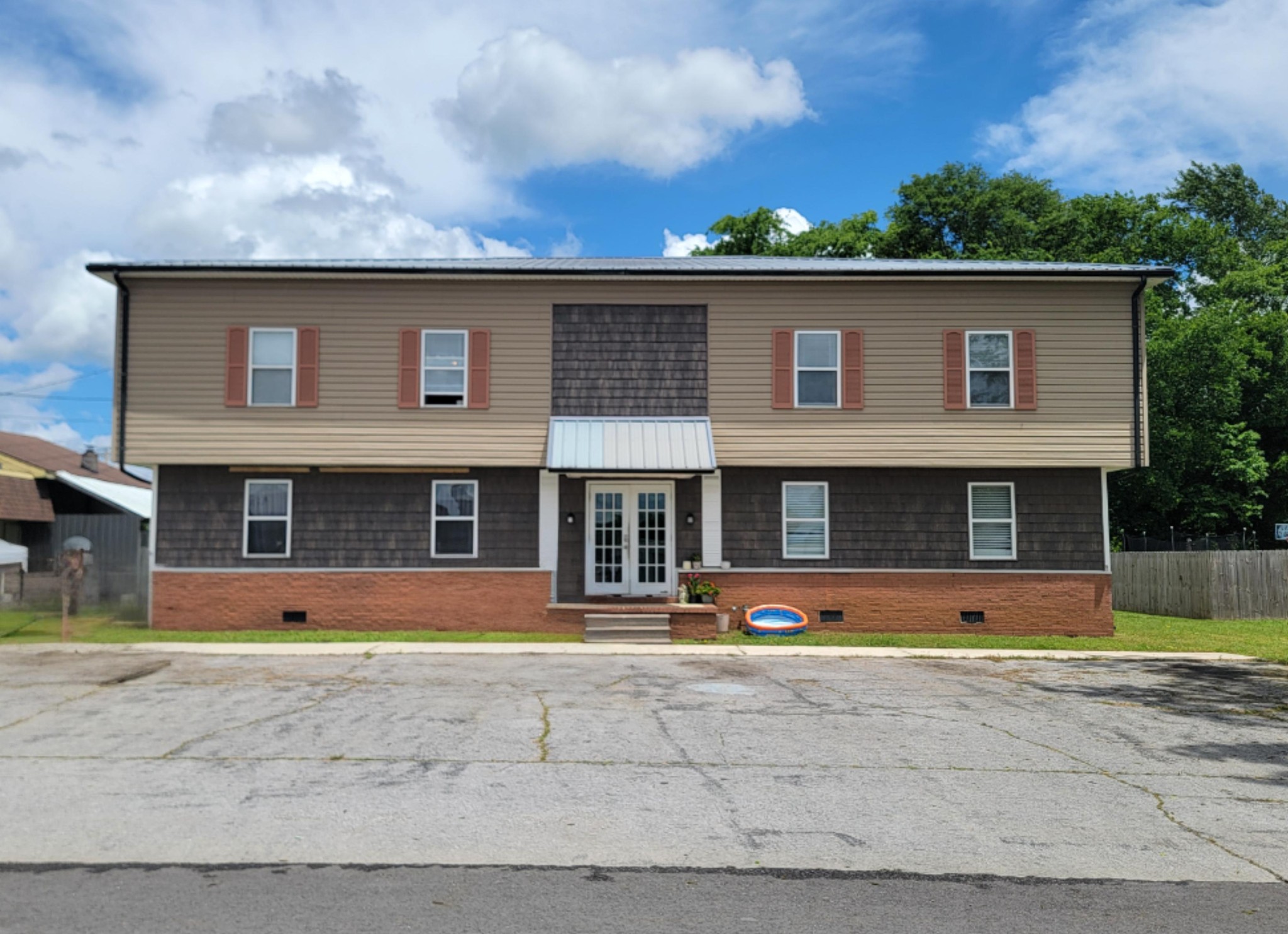 103 White St Property Photo