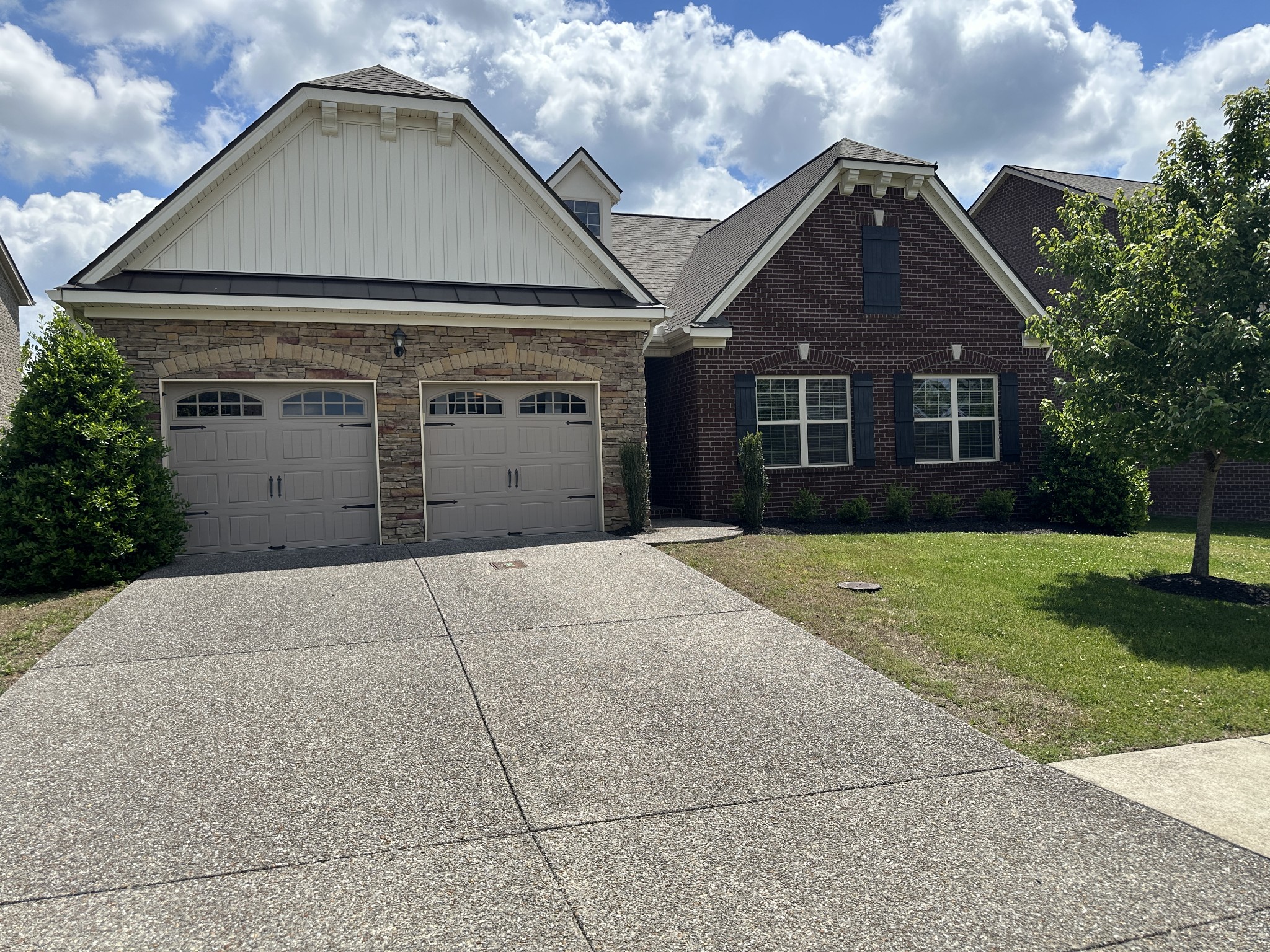 1108 Marys Pl, E Property Photo 6