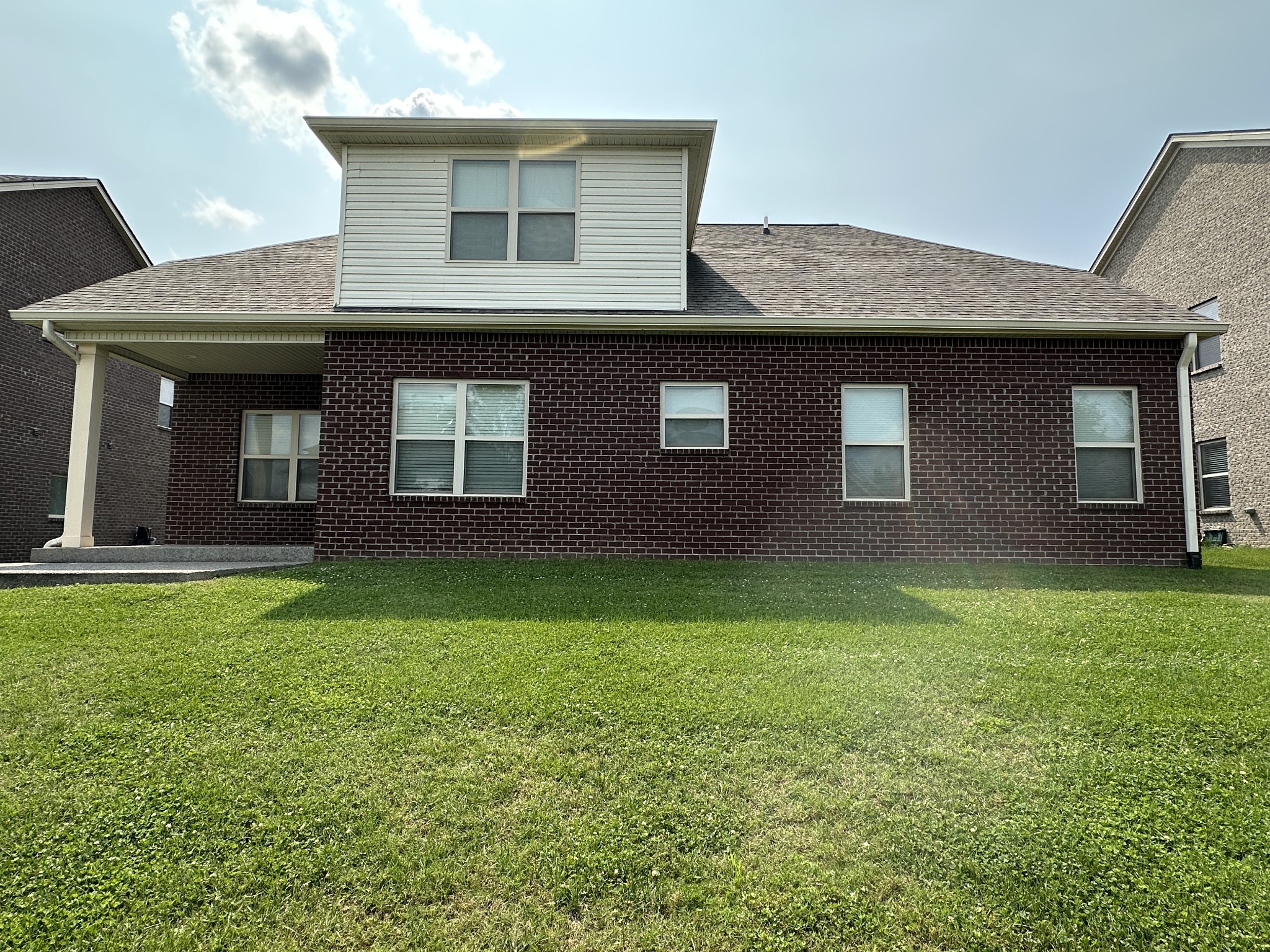 1108 Marys Pl, E Property Photo 9
