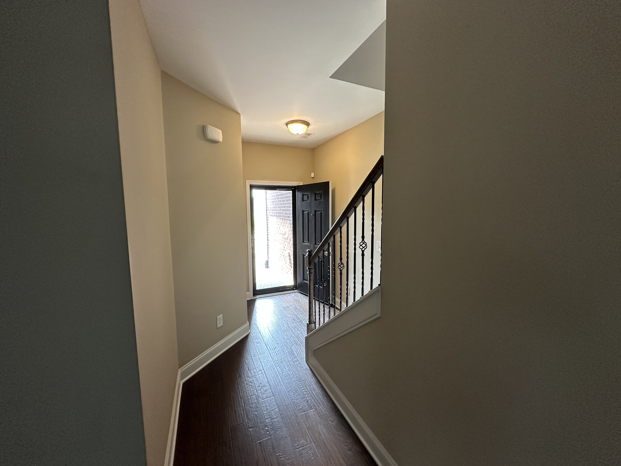 1108 Marys Pl, E Property Photo 11