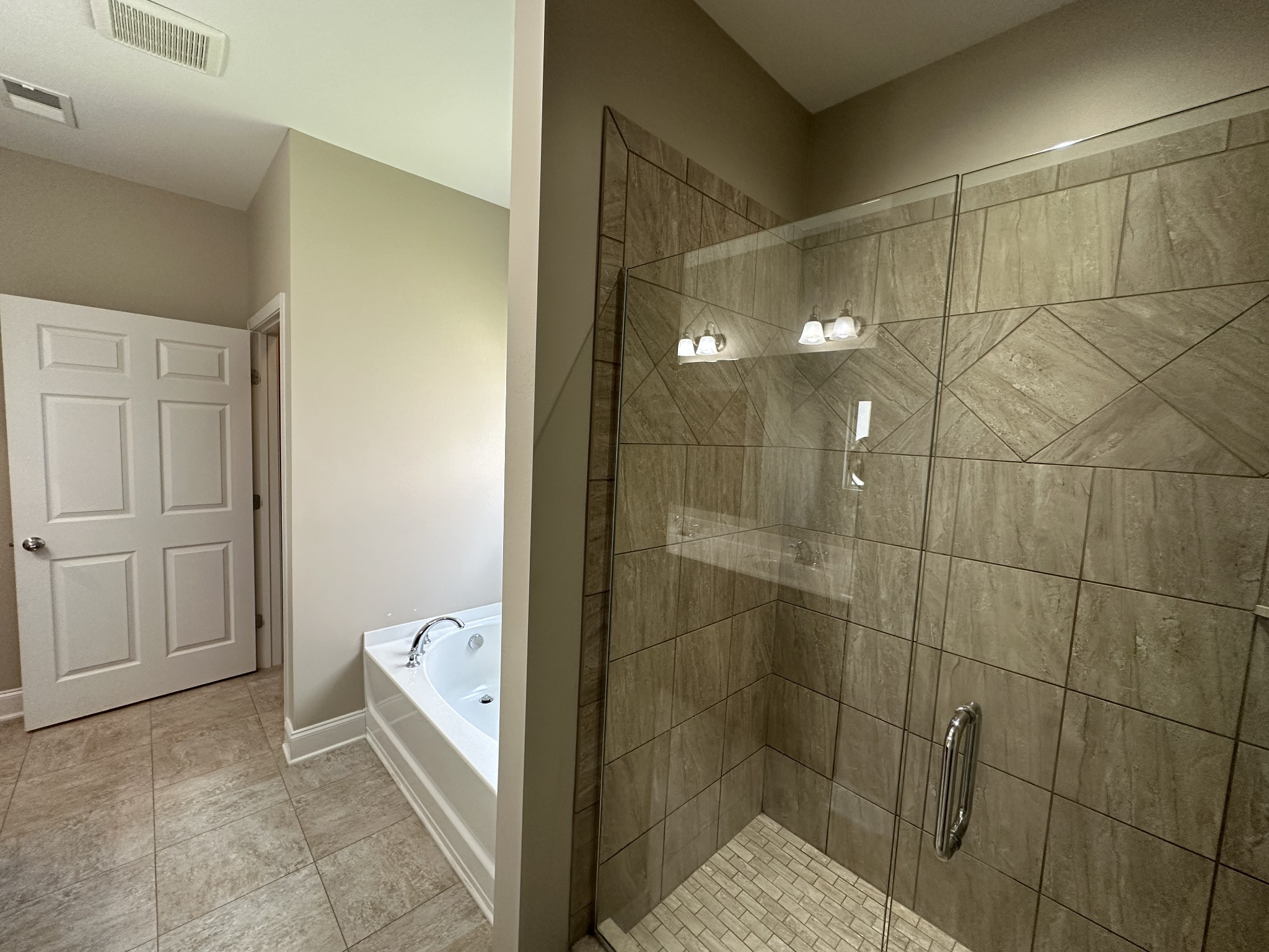 1108 Marys Pl, E Property Photo 12