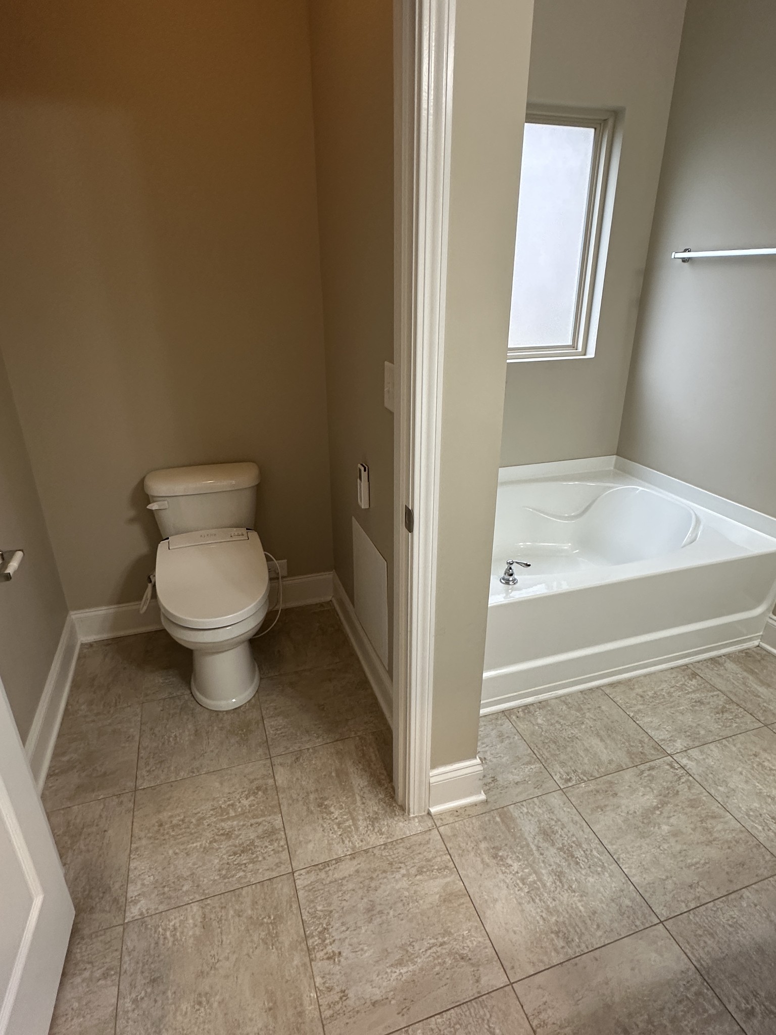 1108 Marys Pl, E Property Photo 25