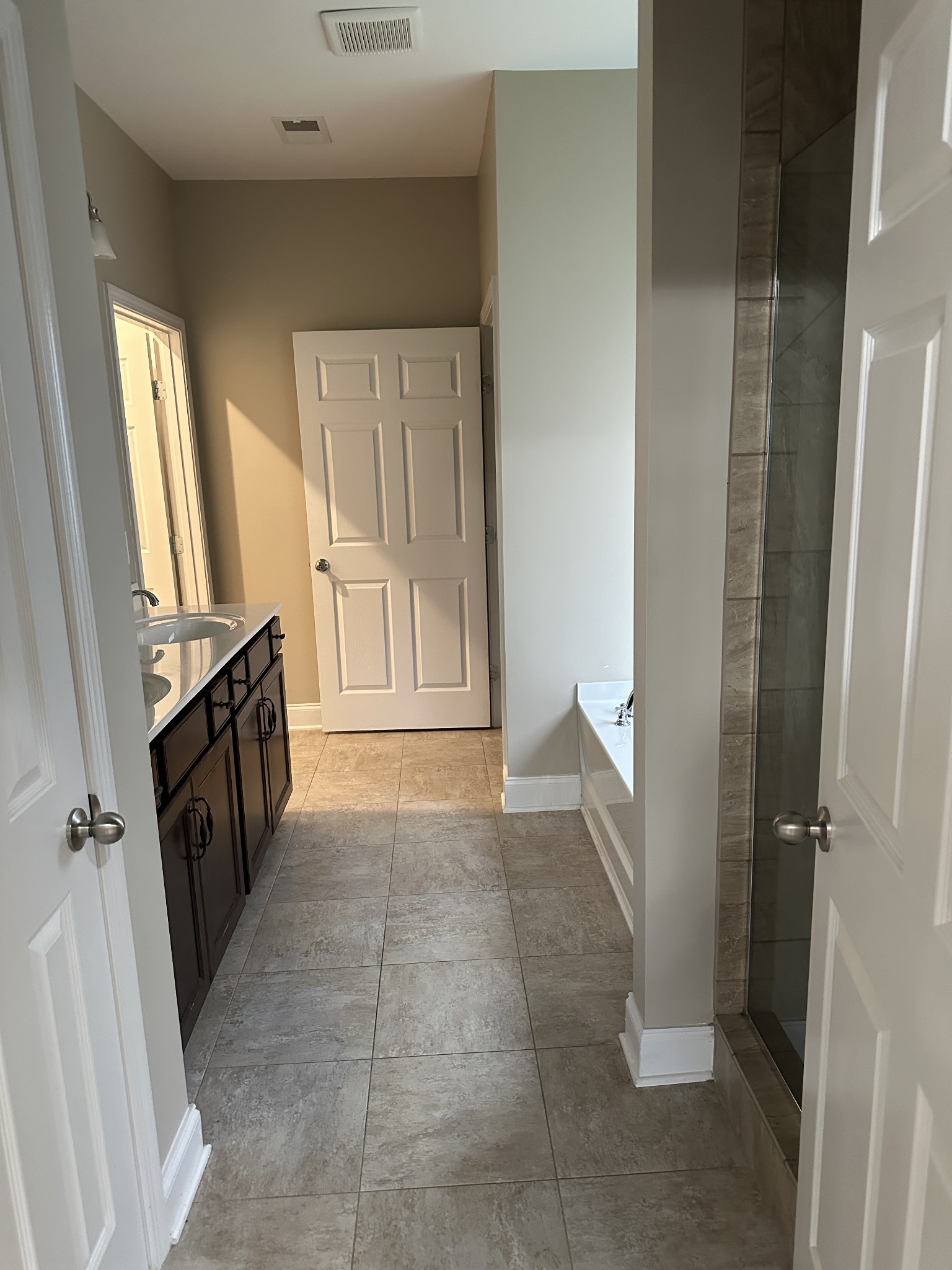 1108 Marys Pl, E Property Photo 27