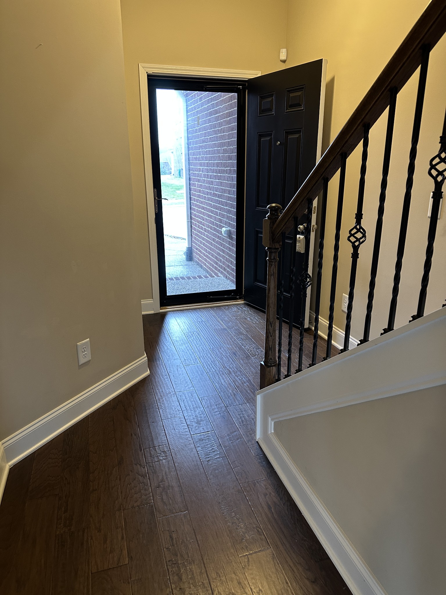 1108 Marys Pl, E Property Photo 36