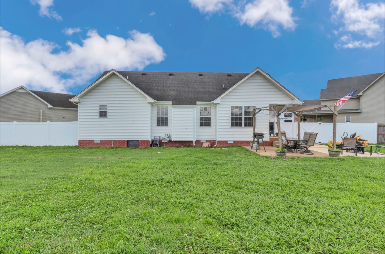 1053 Chardea Dr Property Photo 29