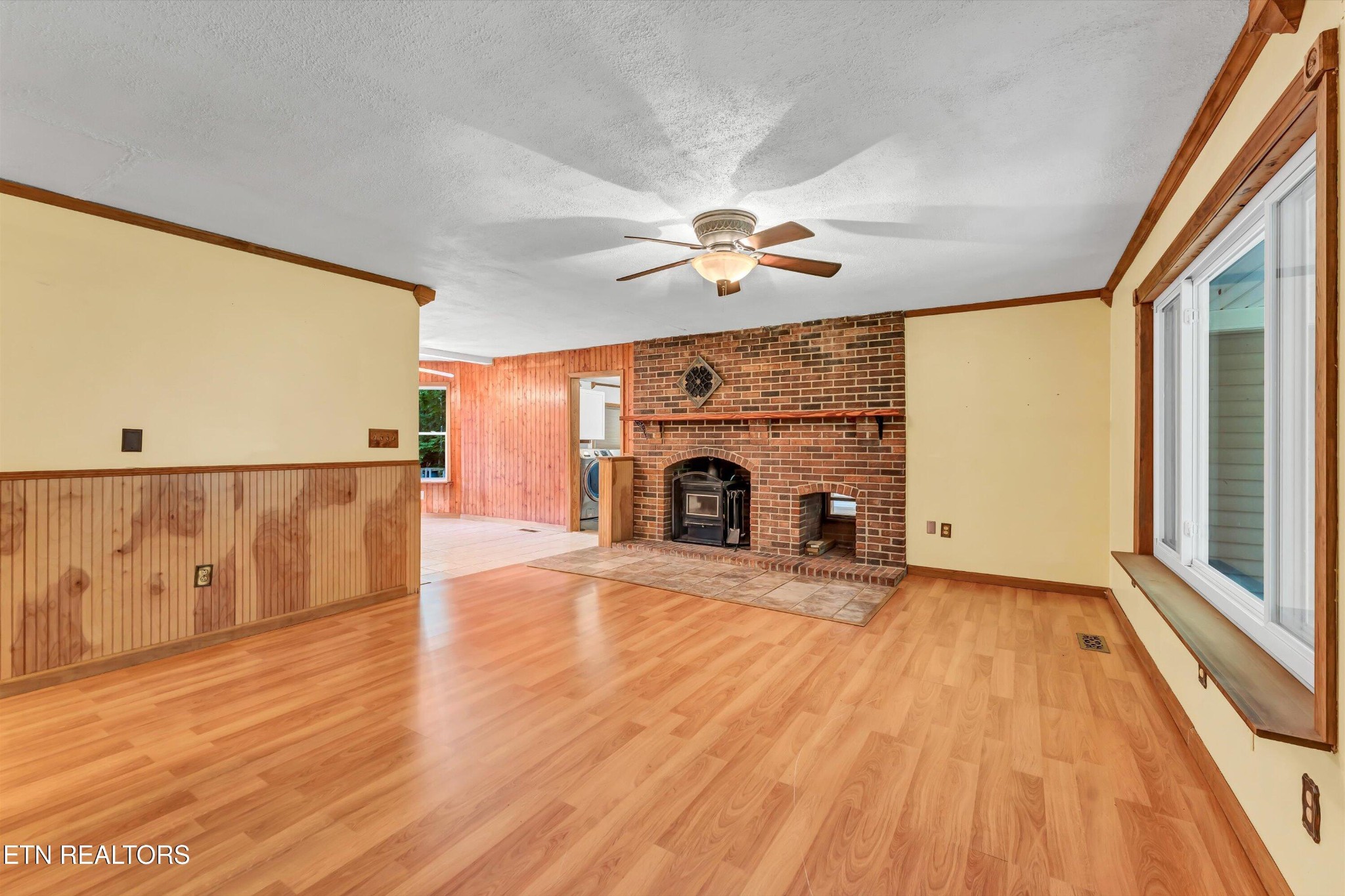152 Spring Lane Property Photo 7
