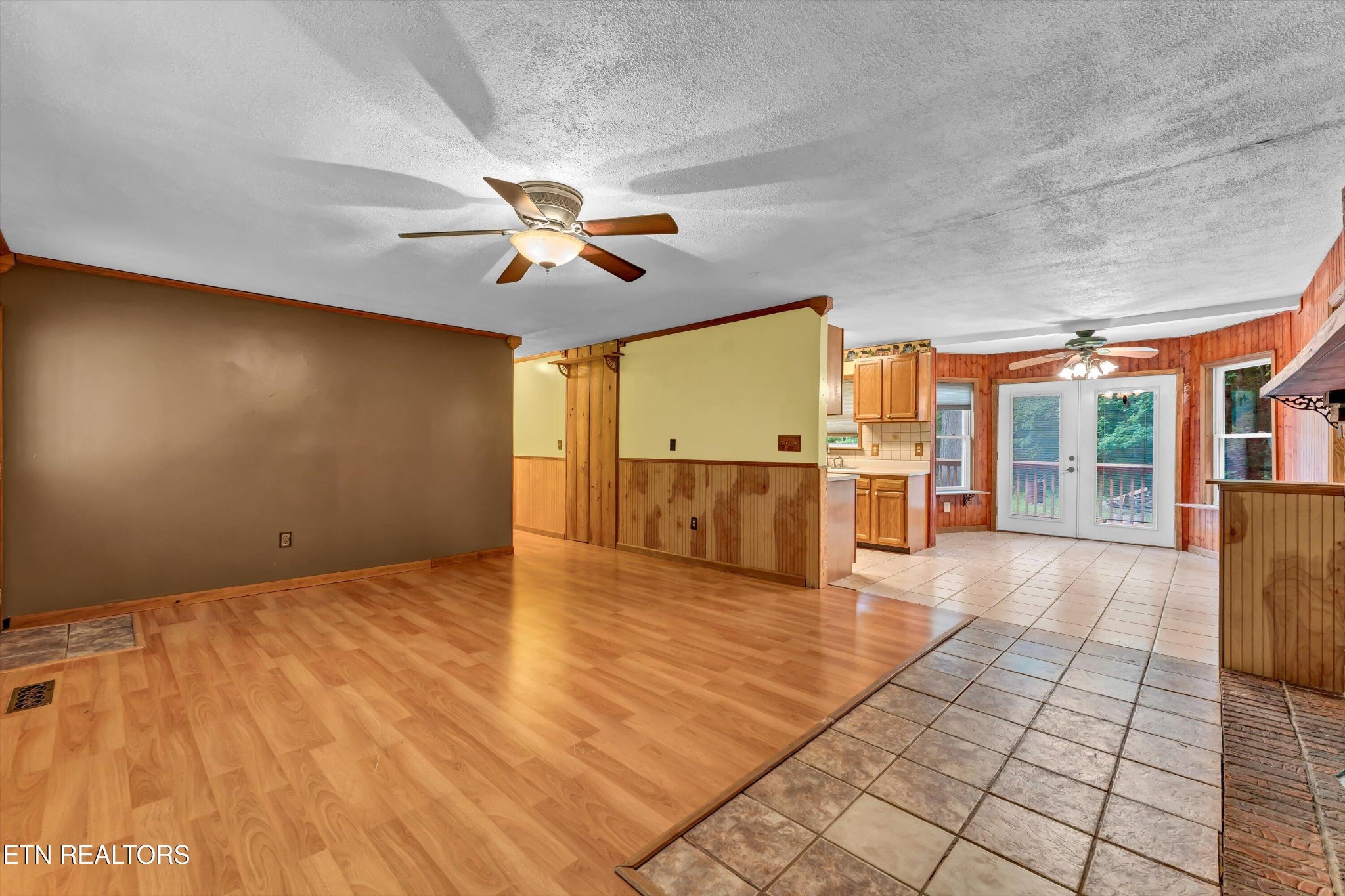 152 Spring Lane Property Photo 10