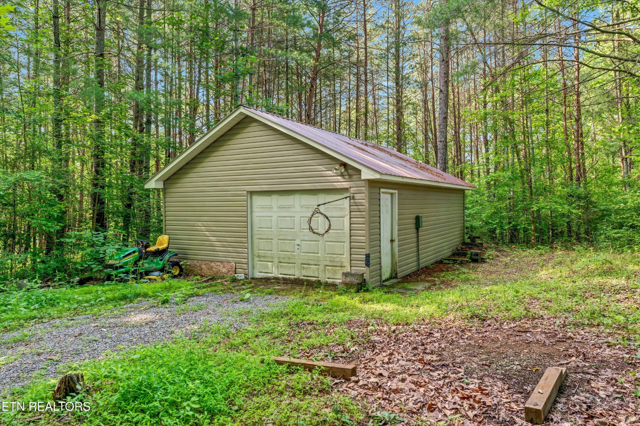 152 Spring Lane Property Photo 43