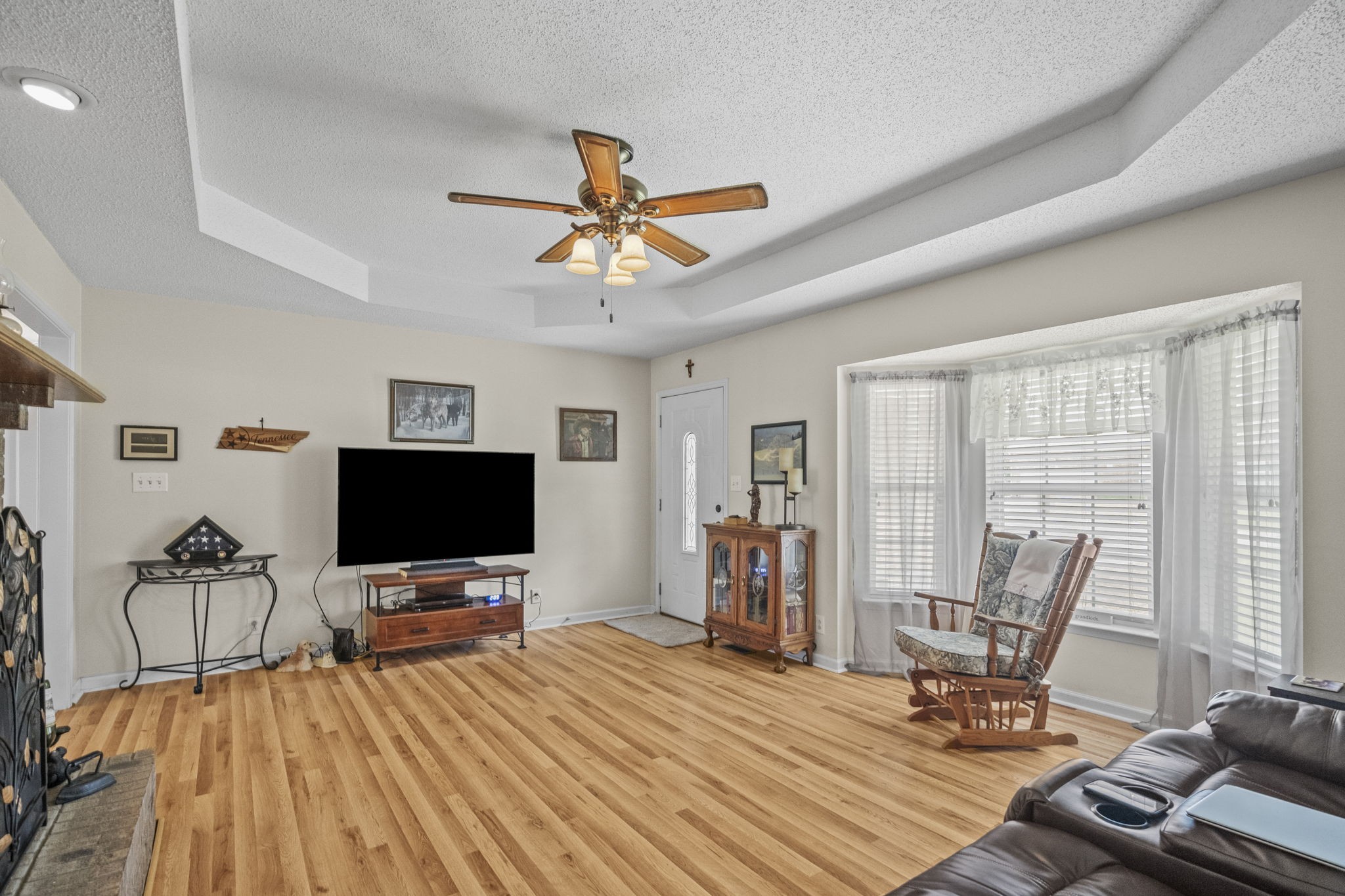 323 Harold Dr Property Photo 8