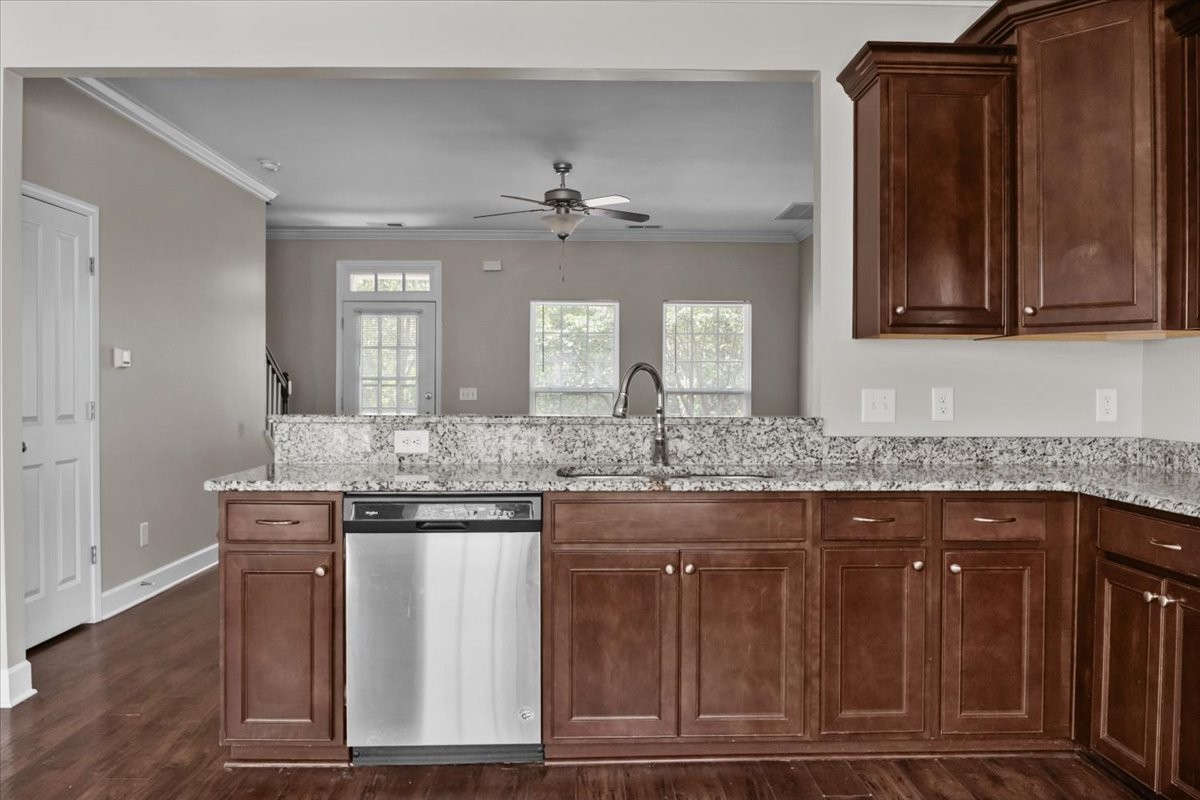 4316 Summercrest Blvd Property Photo 3