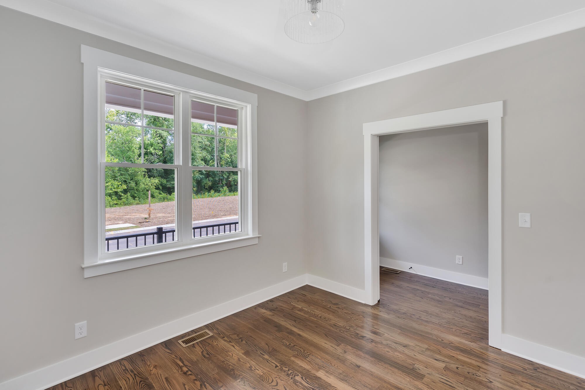 1305 Thomas Avenue Property Photo 6