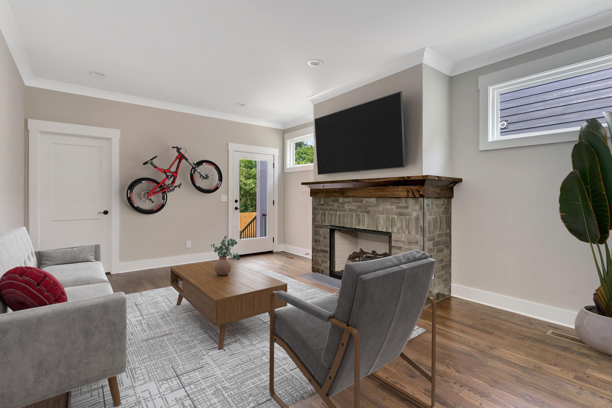 1305 Thomas Avenue Property Photo 13