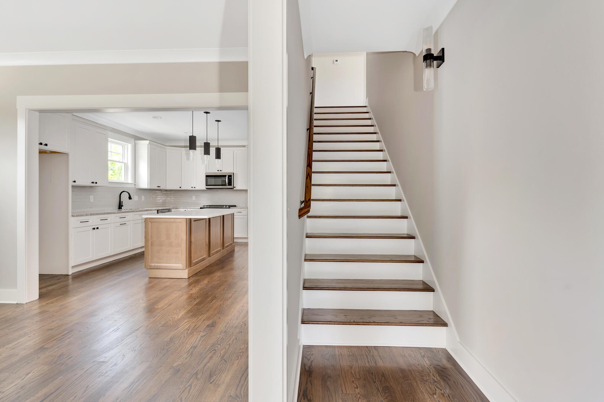 1305 Thomas Avenue Property Photo 23