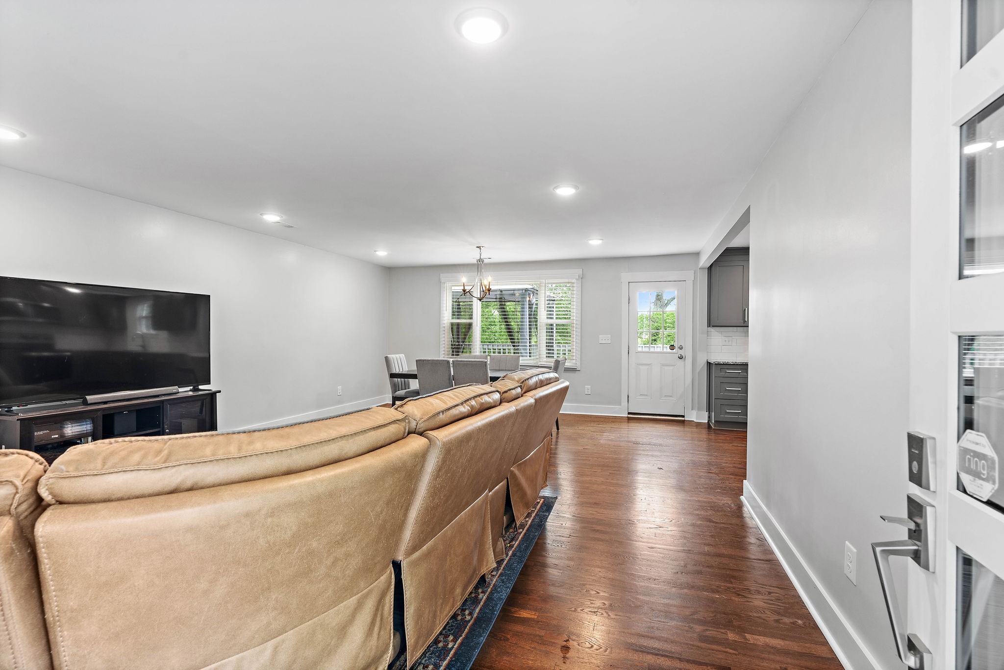 129 Neese Dr Property Photo 4